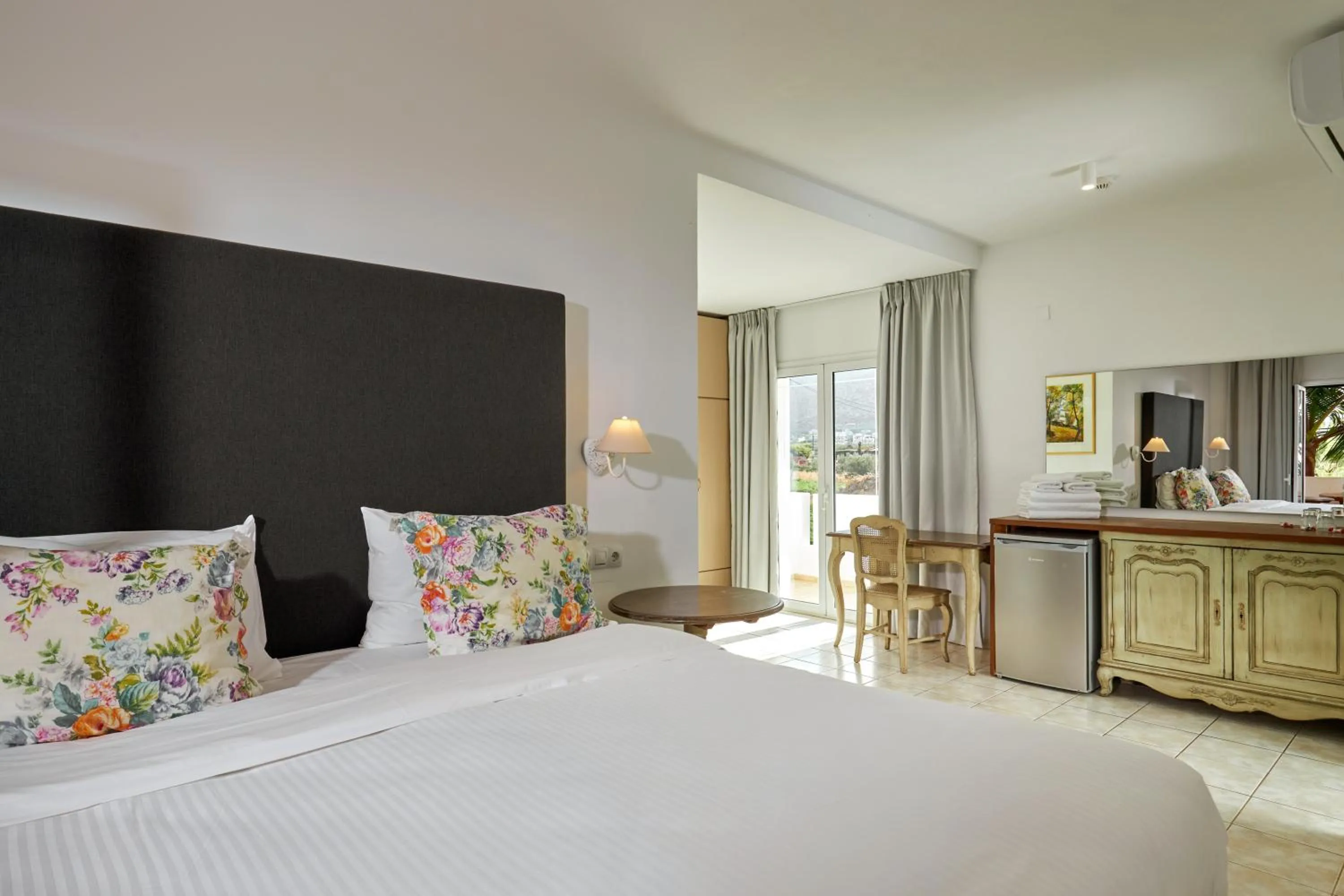 Bed in Sirens Beach & Village