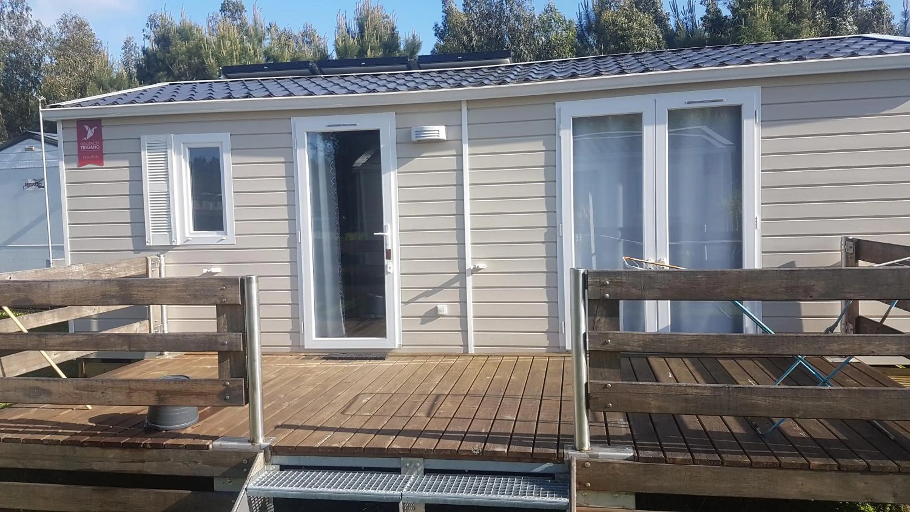 Facade/entrance in Bungalows Land'shause