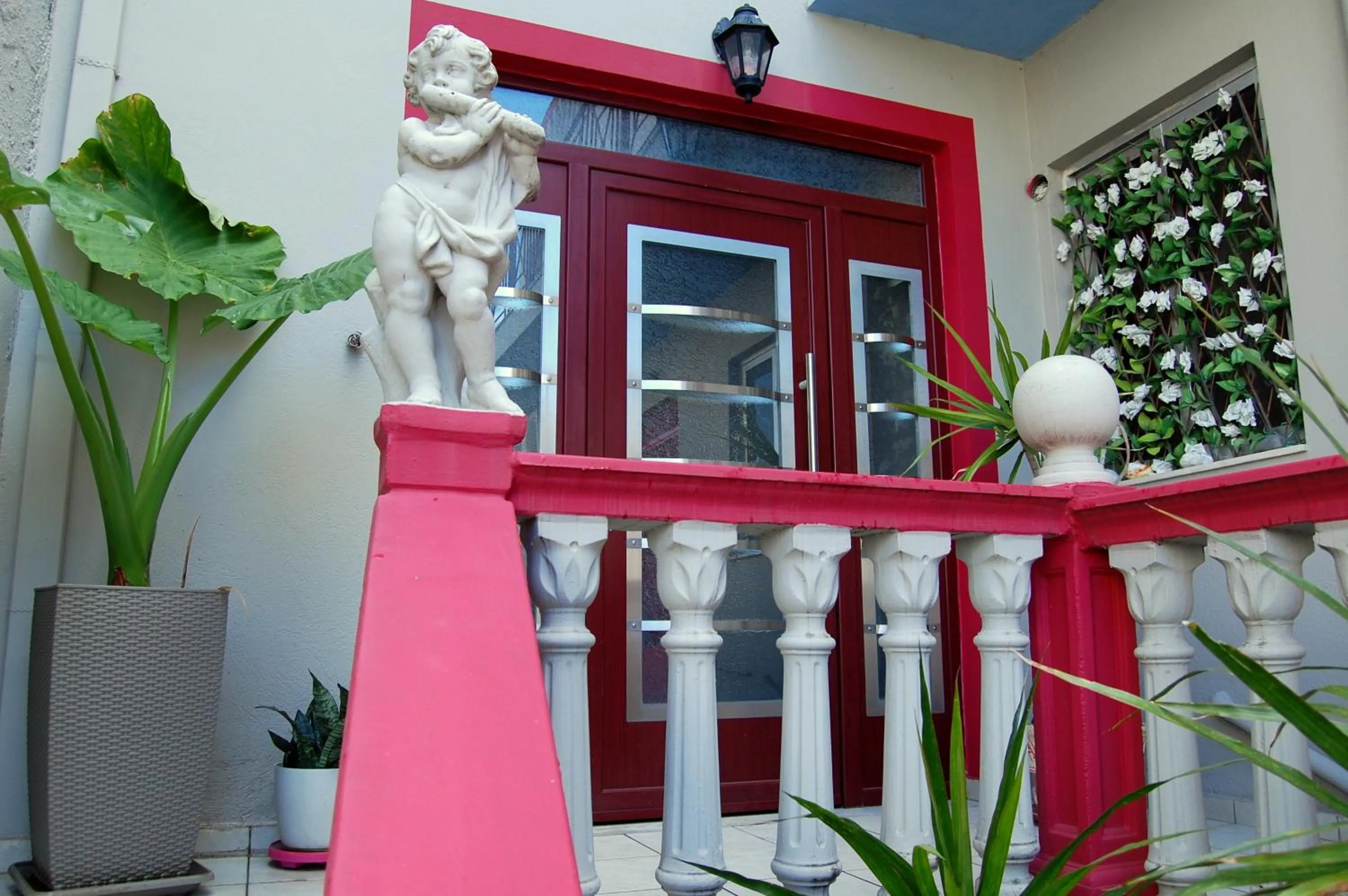 Facade/entrance in Alkyoni Apartments & Studios