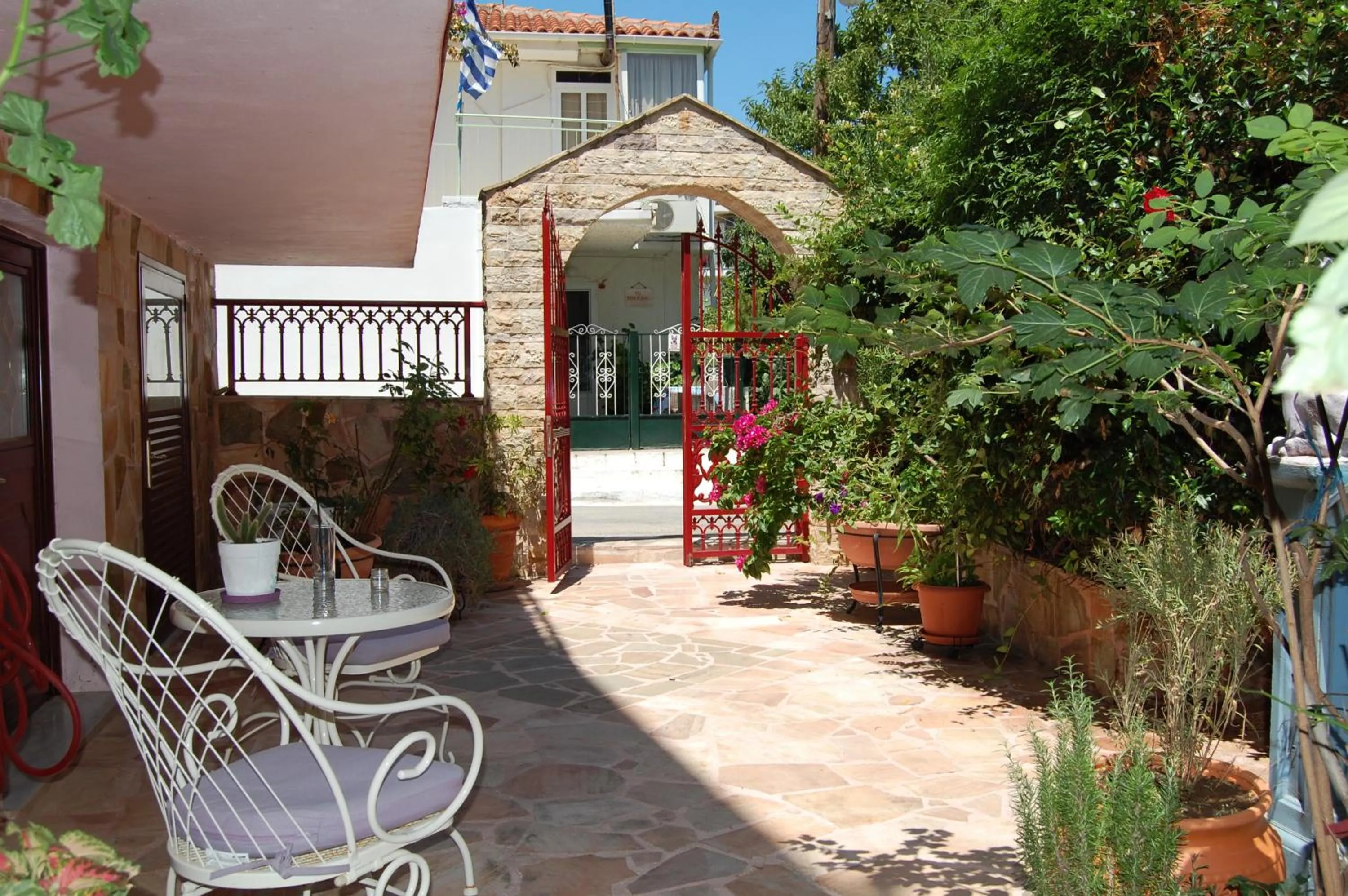 Patio in Alkyoni Apartments & Studios