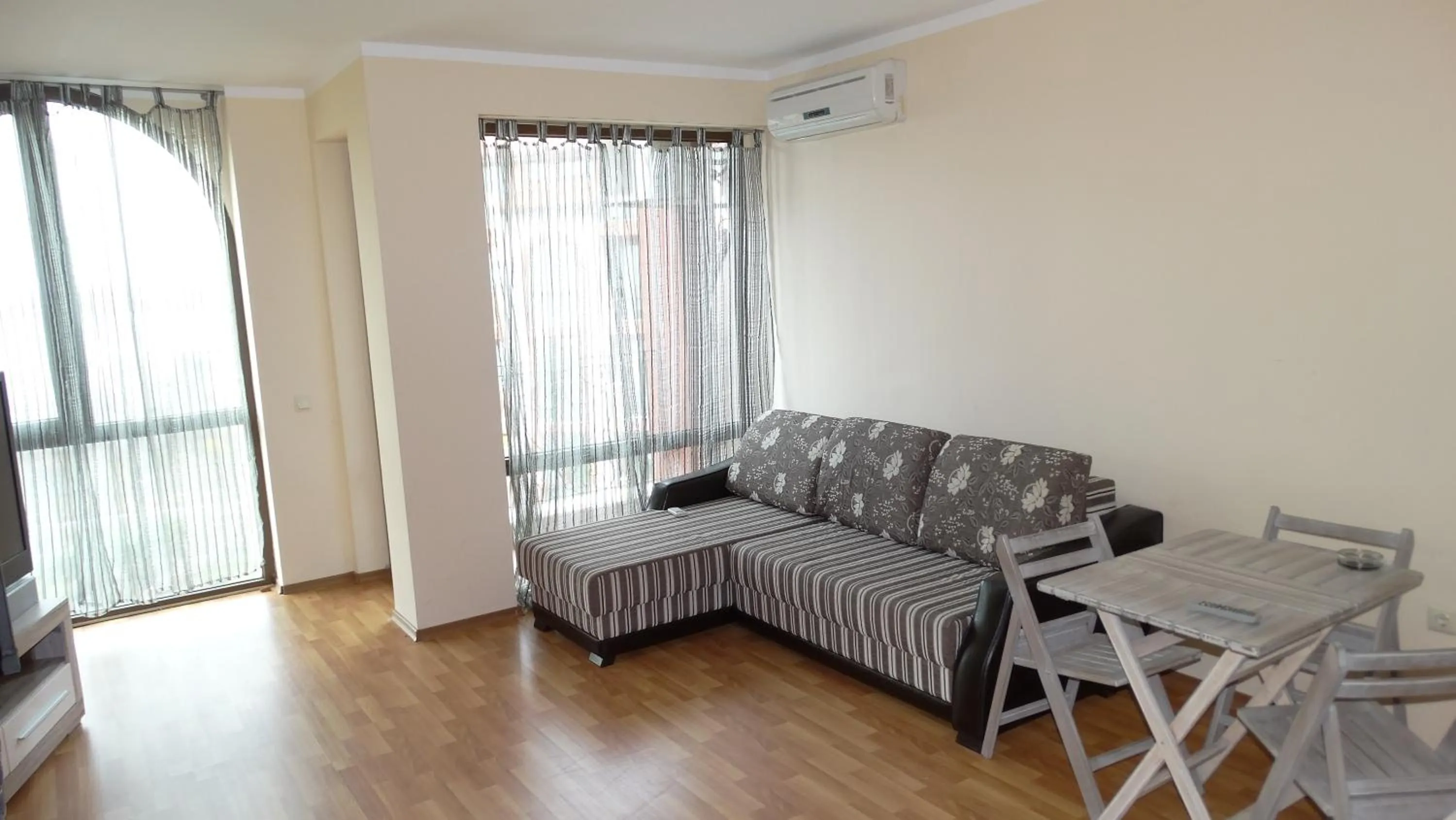 Bed in Chateau del Marina Apart Complex