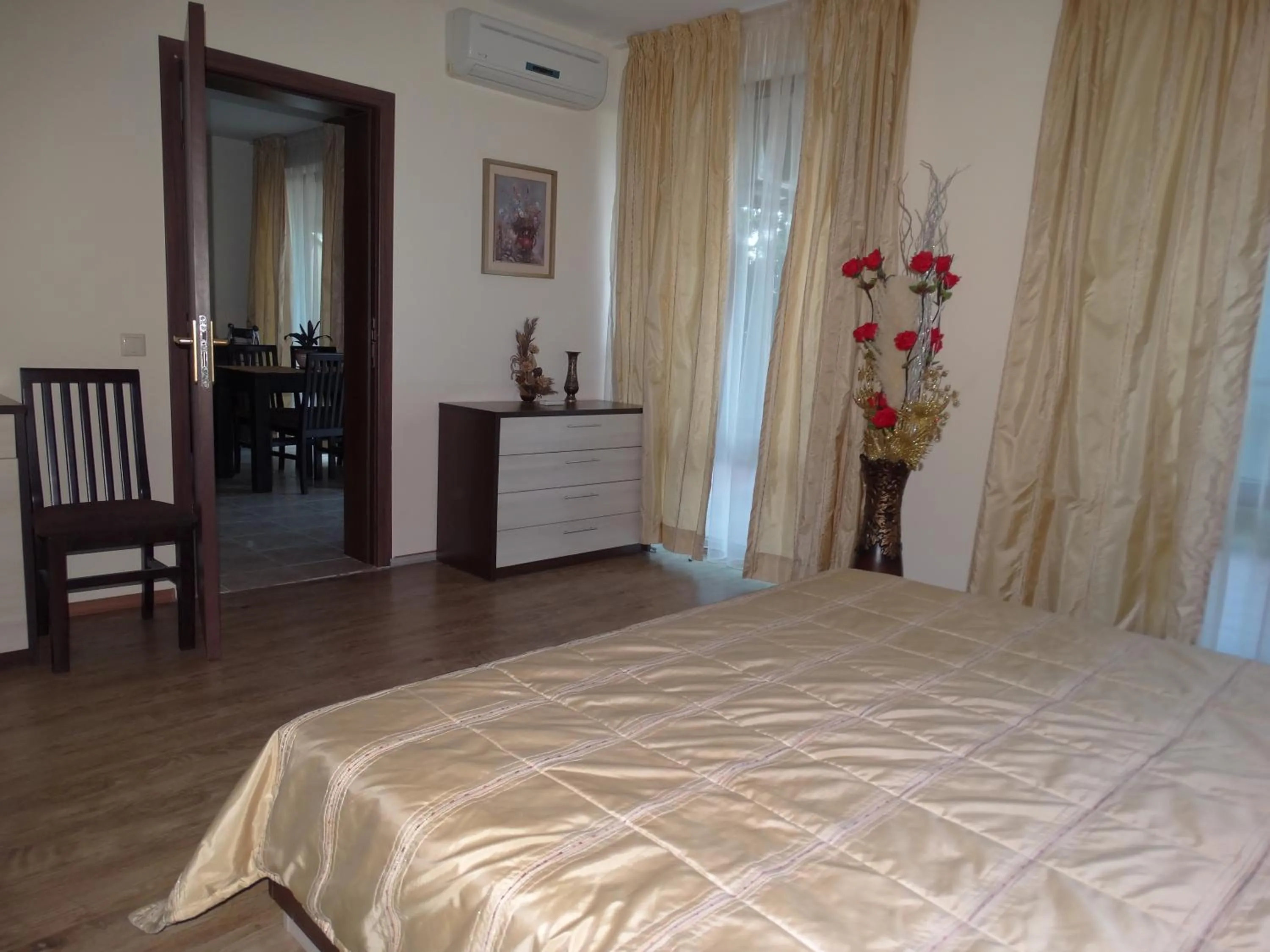 Bed in Chateau del Marina Apart Complex