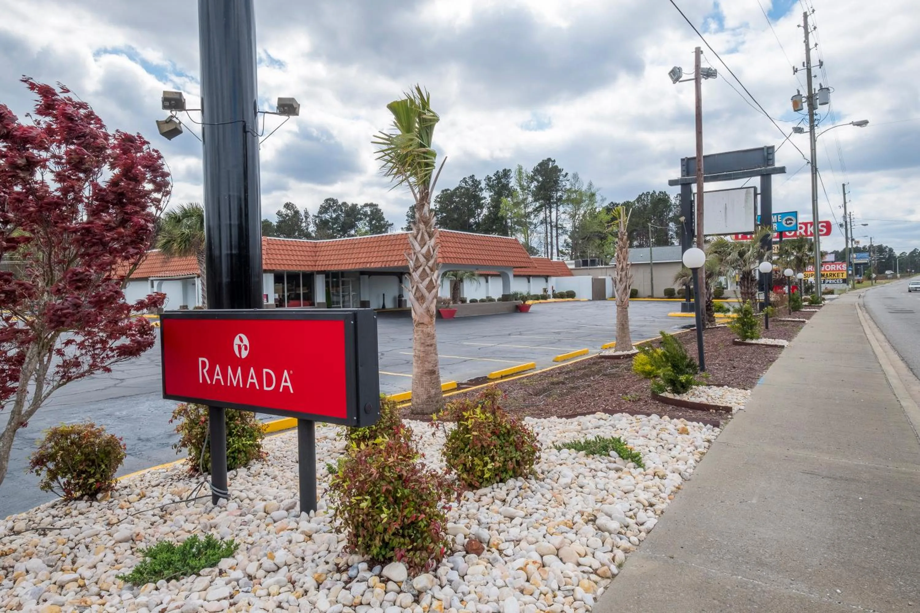 Ramada by Wyndham Walterboro