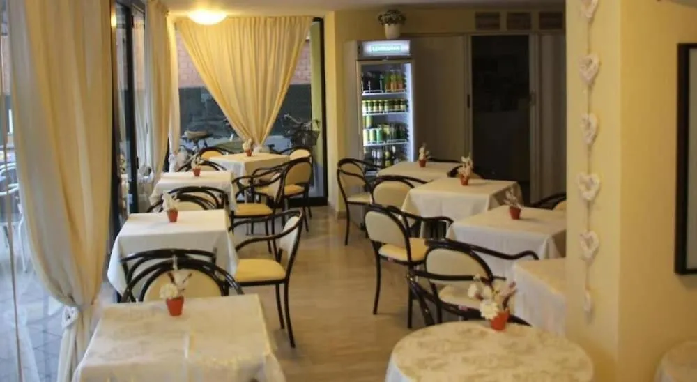 Restaurant/places to eat in Hotel Orlov Rimini