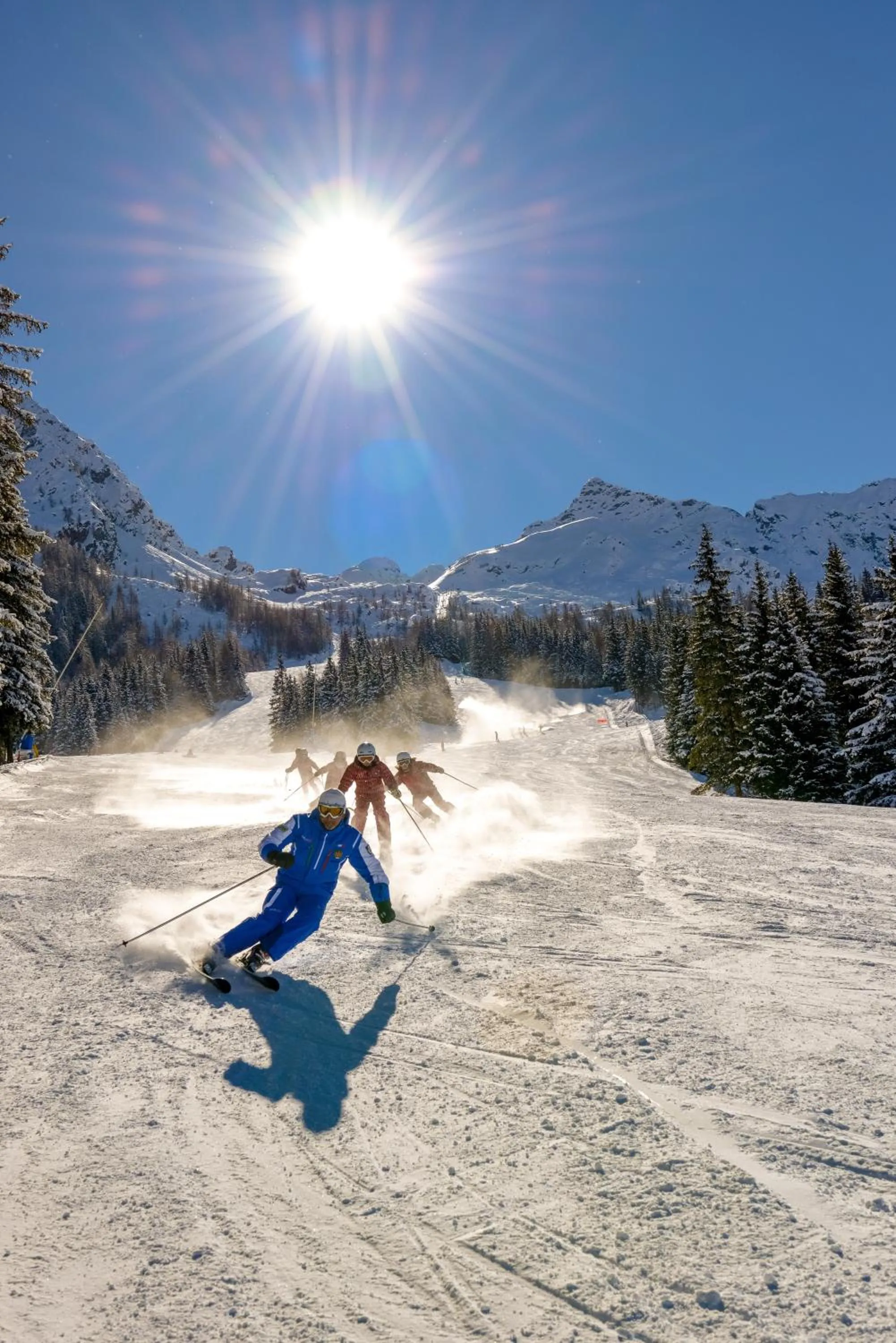 Skiing in Residence Biancaneve