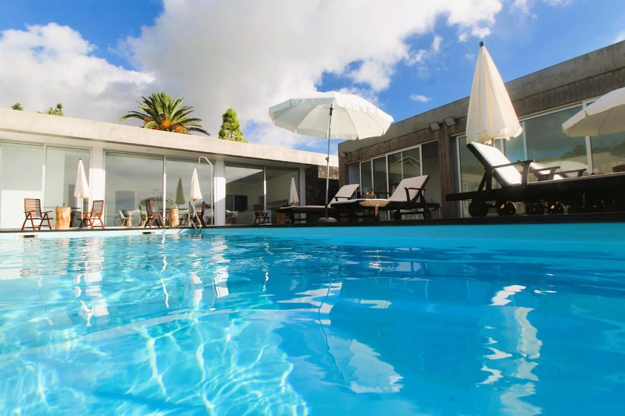 Swimming pool in Mosteiros Place