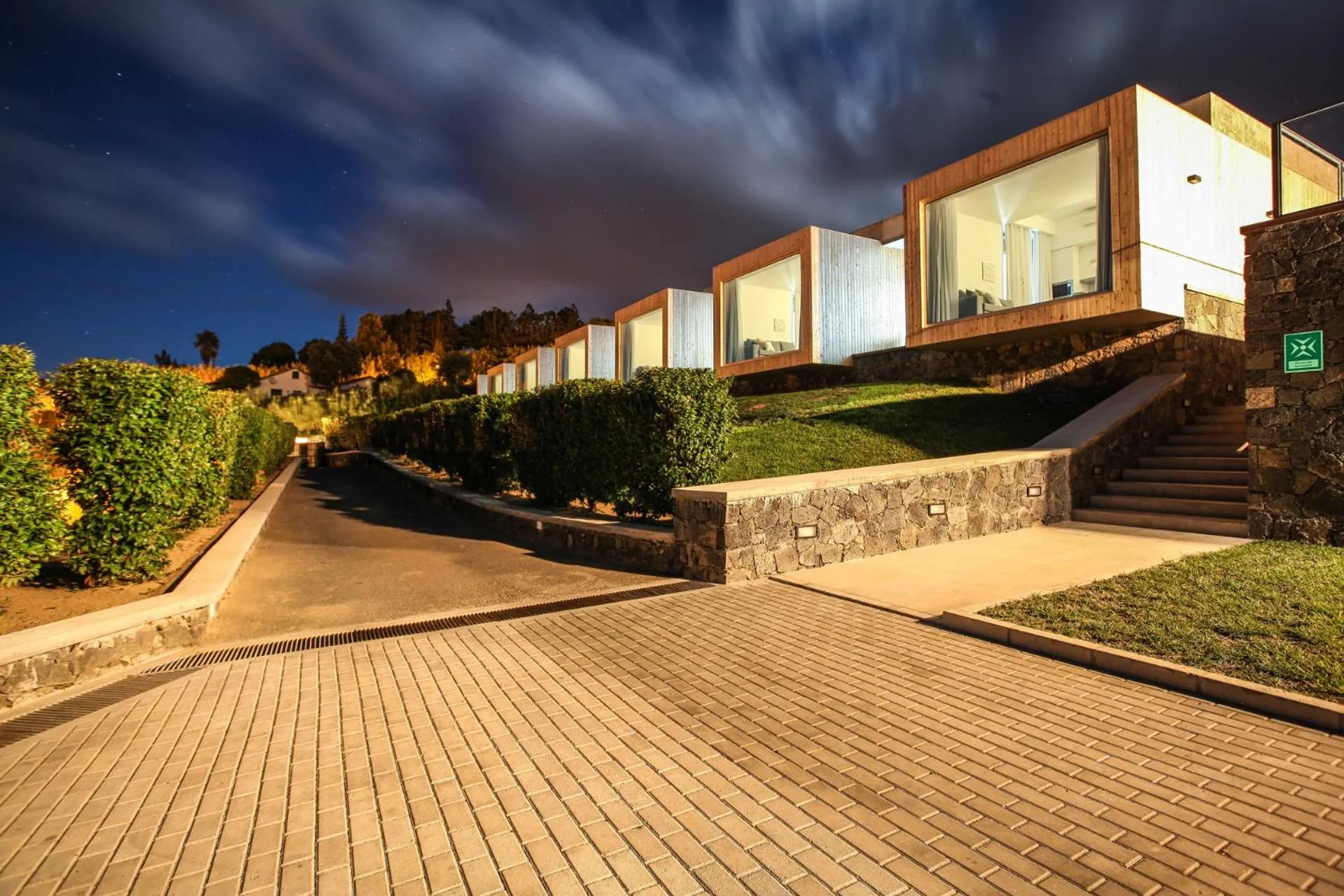 Facade/entrance in Mosteiros Place