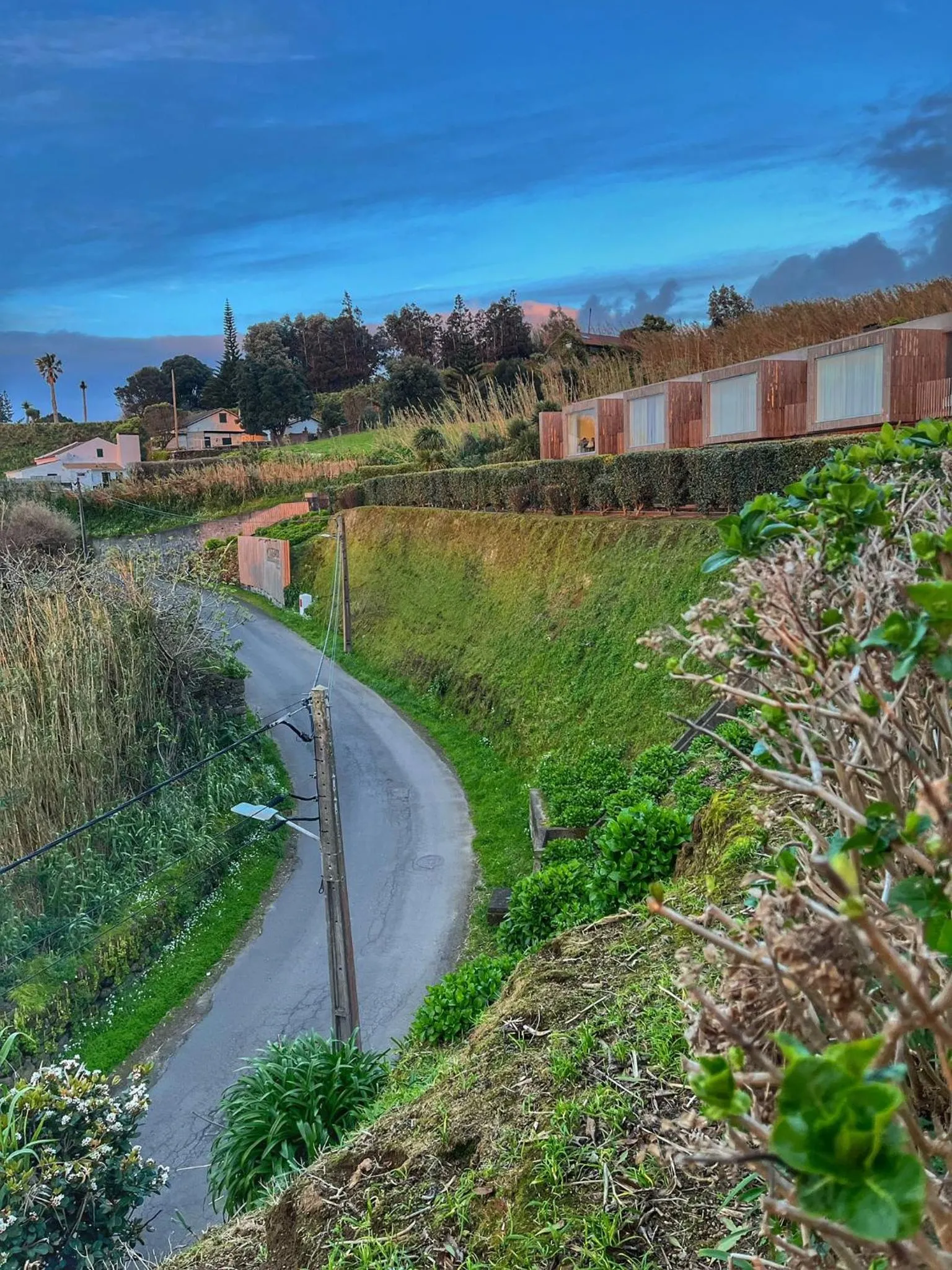 Property building in Mosteiros Place