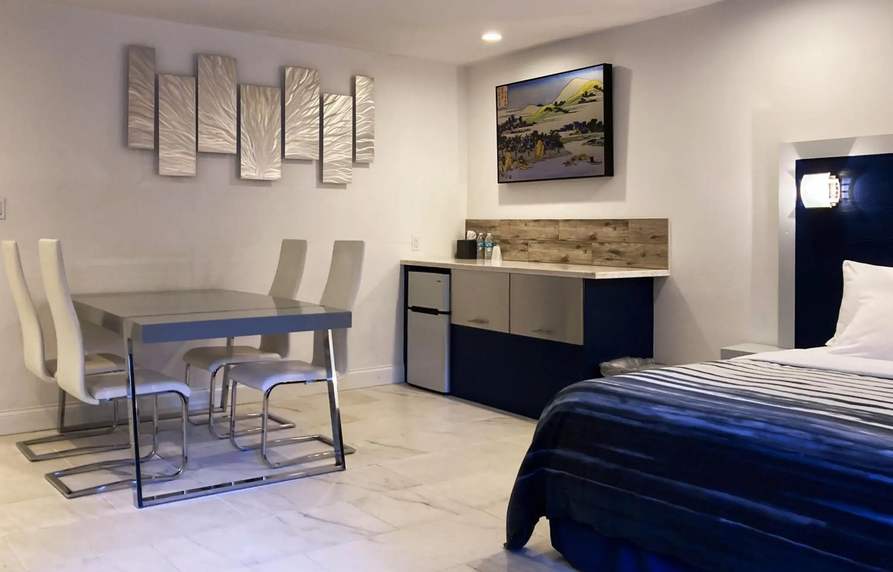 Family Room in Retreat at Crystal Manatee Family Room in Retreat at Crystal Manatee