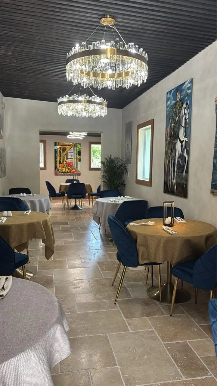 Restaurant/places to eat in Retreat at Crystal Manatee