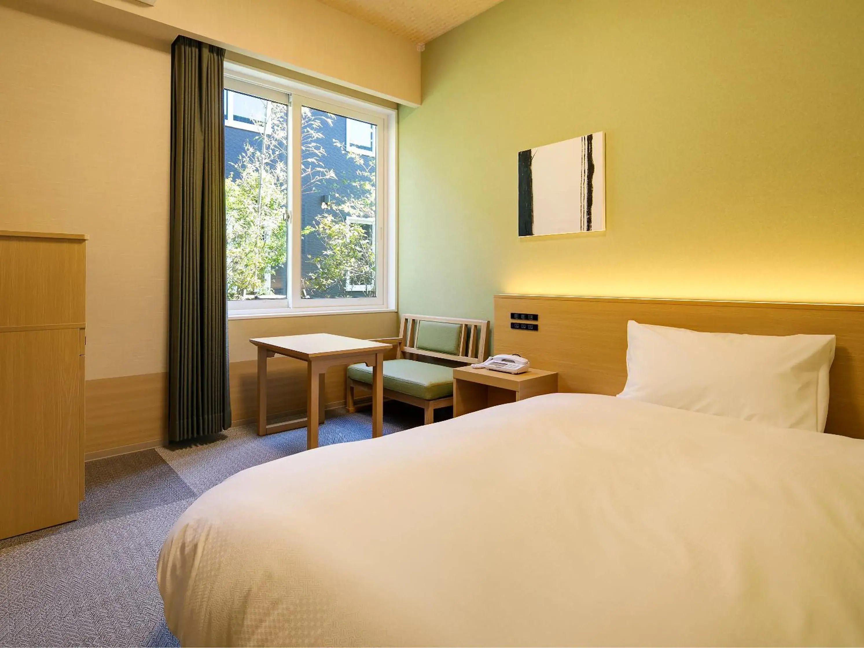 Double Room with Small Double Bed - single occupancy - Non-Smoking in GRANDVRIO HOTEL NARA -WAKURA- -ROUTE INN HOTELS- Double Room with Small Double Bed - single occupancy - Non-Smoking in GRANDVRIO HOTEL NARA -WAKURA- -ROUTE INN HOTELS-