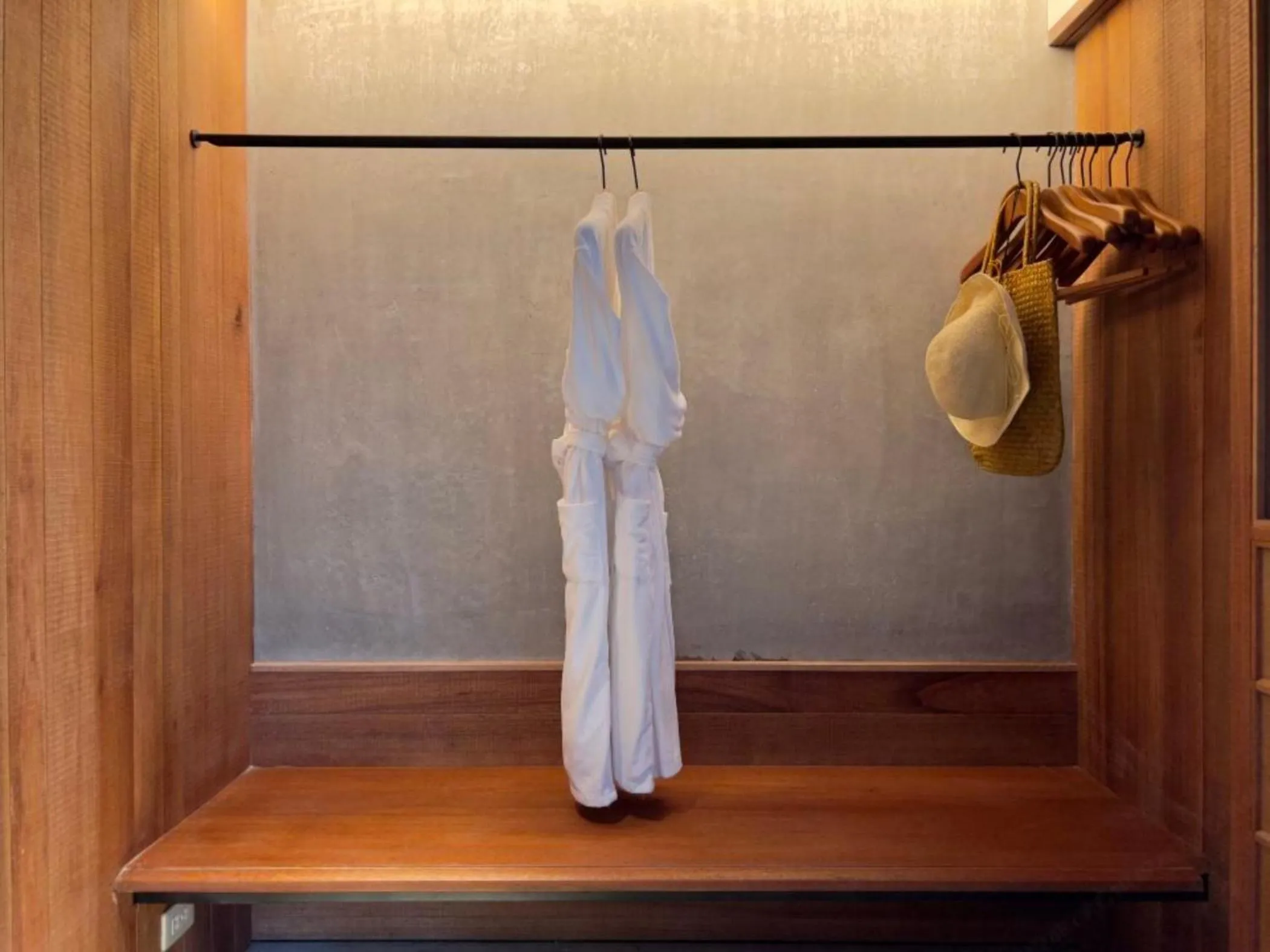 wardrobe in Anyu Hotel Sanya
