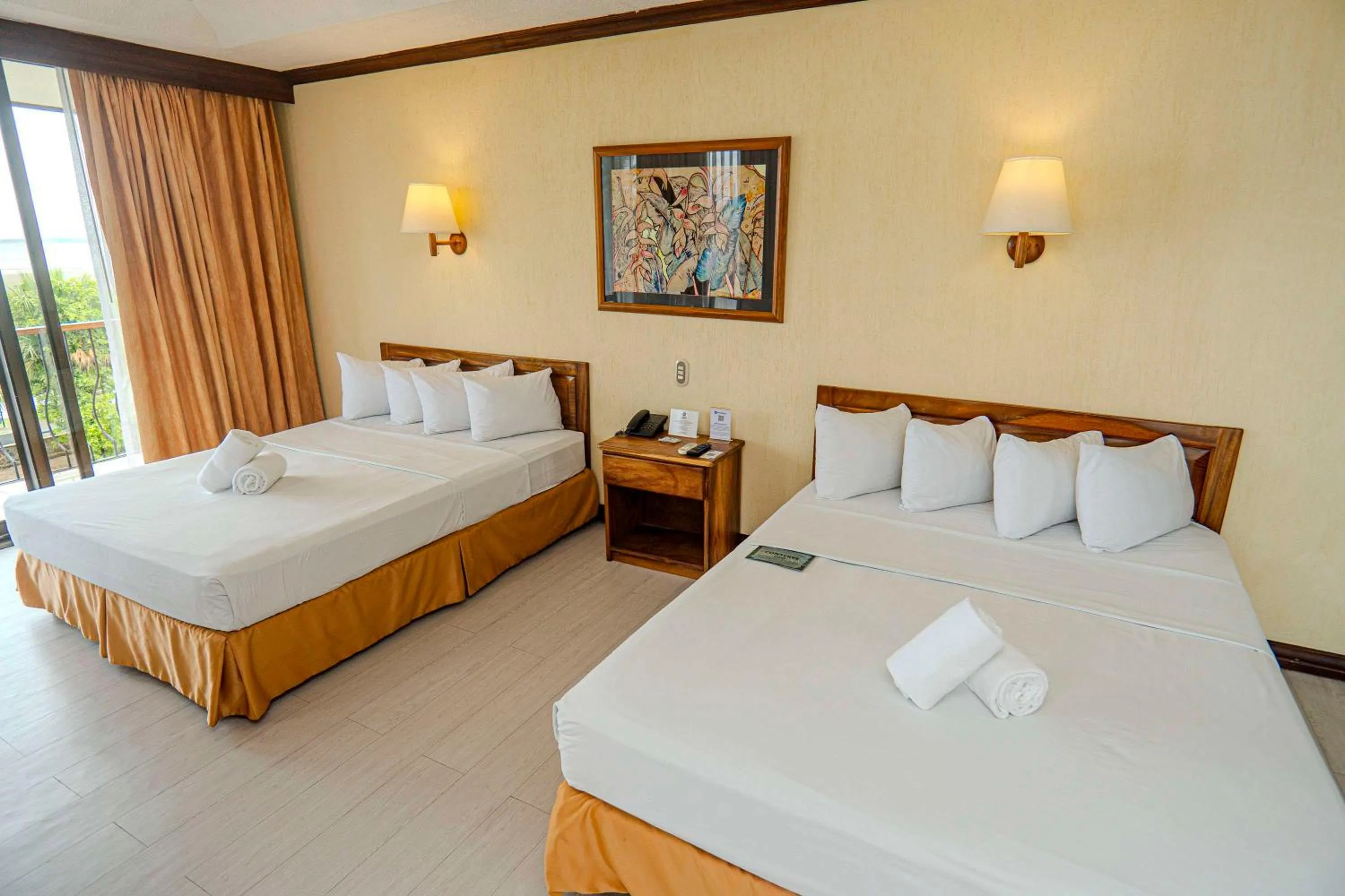 Bedroom, Bed in Best Western Hotel & Casino Kamuk