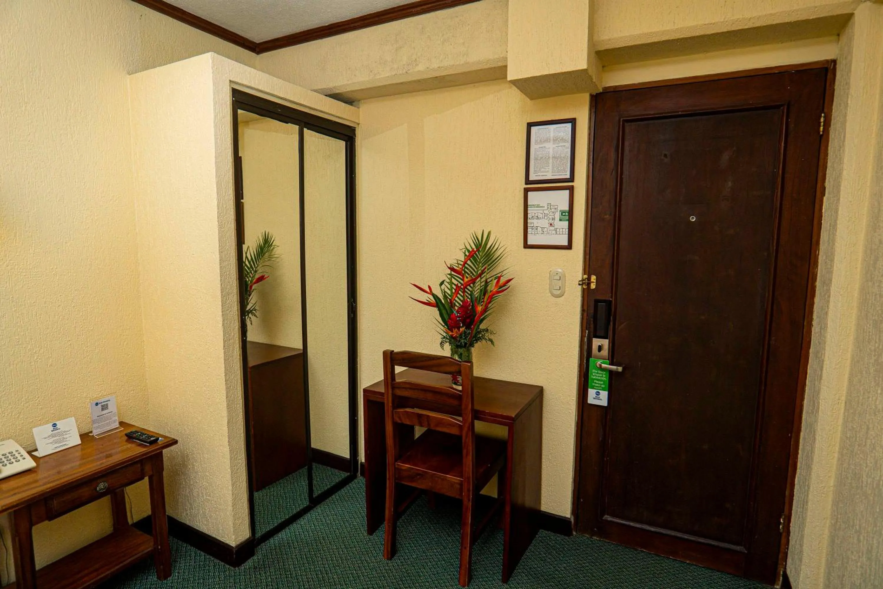 Seating area in Best Western Hotel & Casino Kamuk