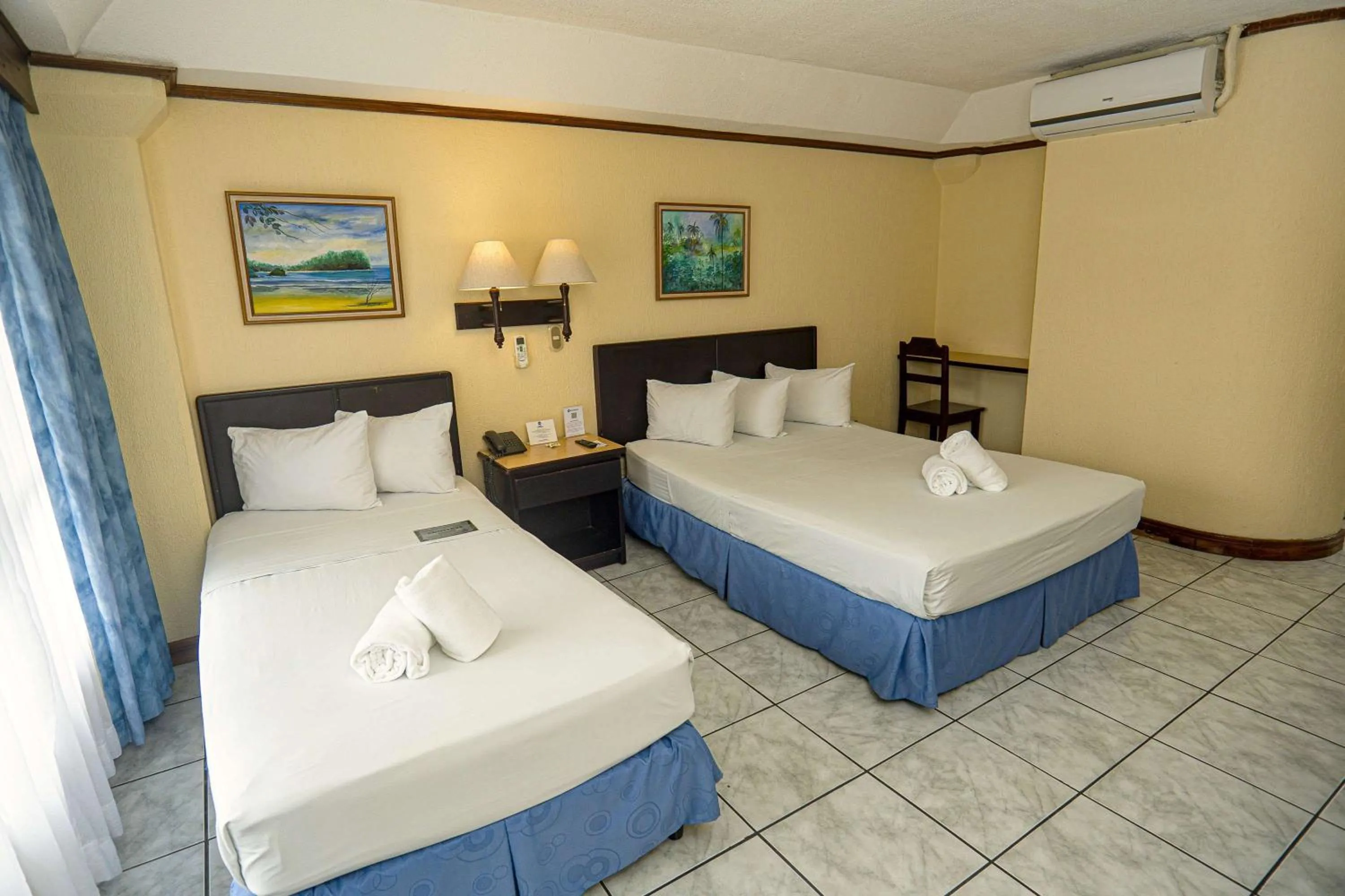 Bed in Best Western Hotel & Casino Kamuk