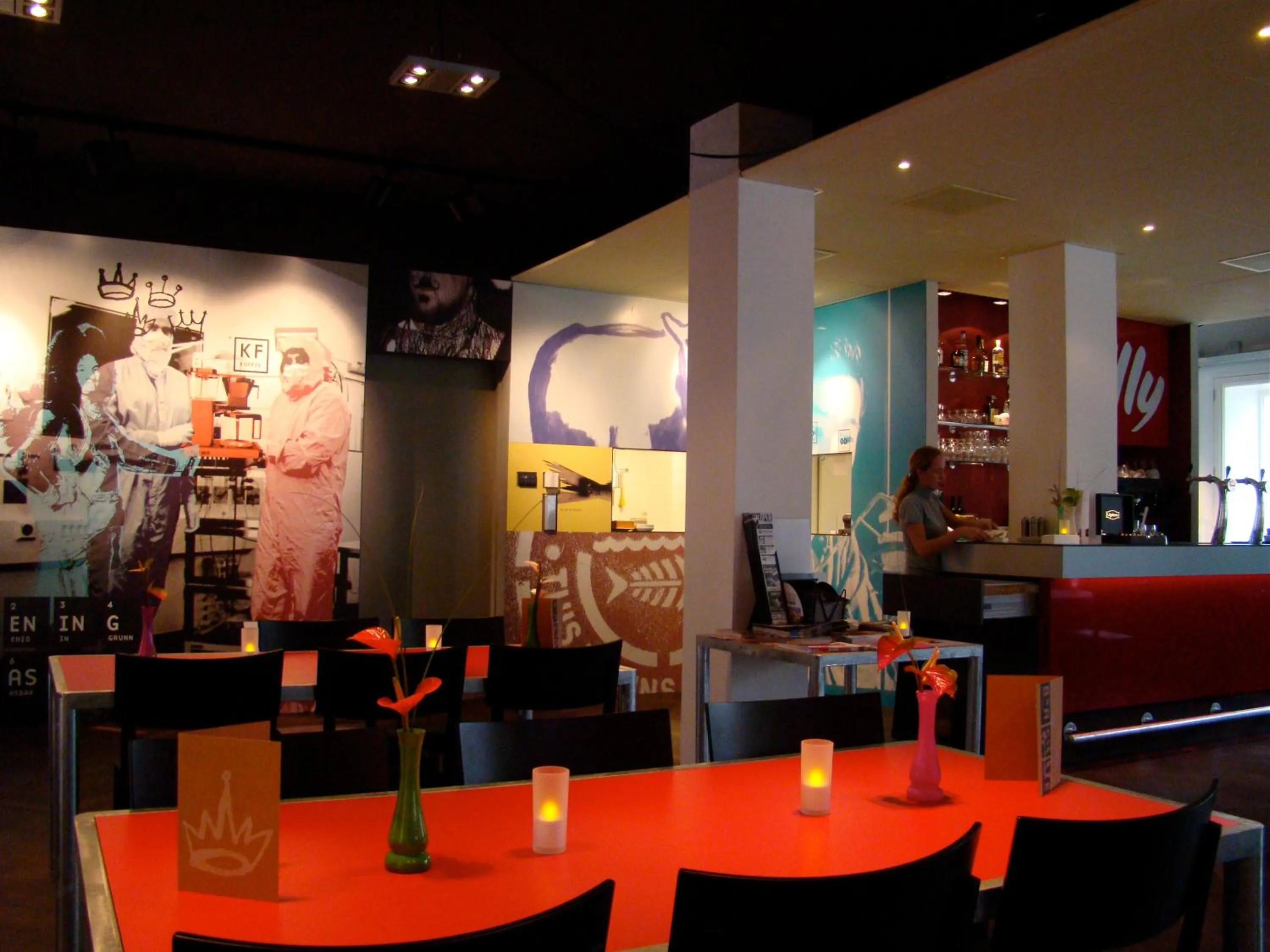 Restaurant/places to eat in LABnul50 self check-in hotel Groningen