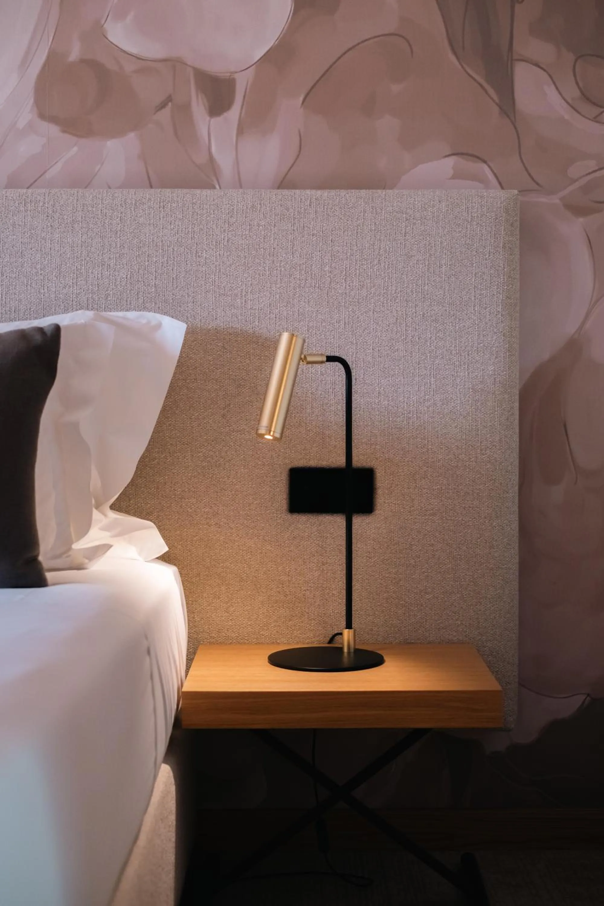 Decorative detail, Bed in Cidnay - Hotel & Executive Center