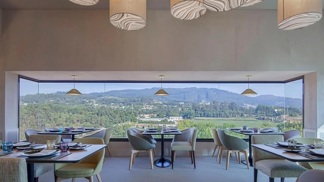 Restaurant/places to eat in Cidnay Santo Tirso - Charming Hotel & Executive Center