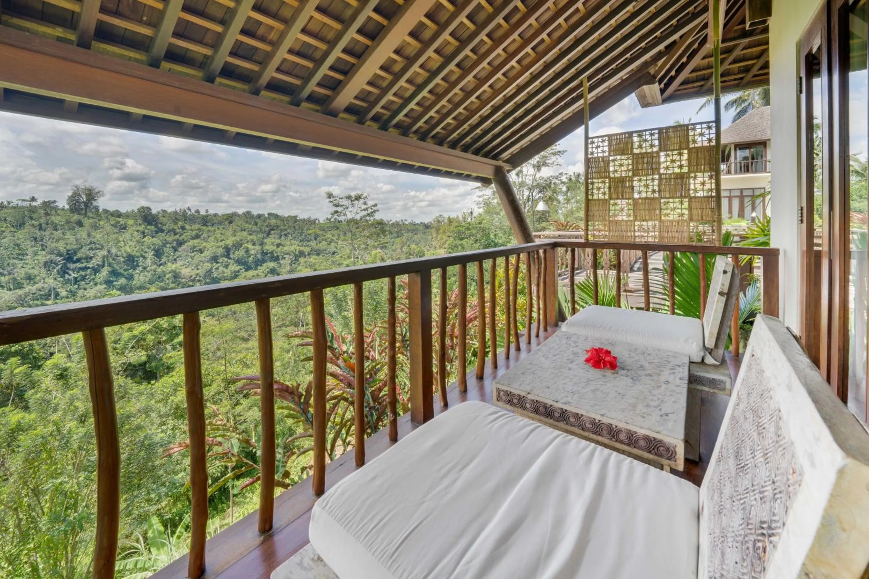 Balcony/Terrace, Bed in Awan Putih Resort