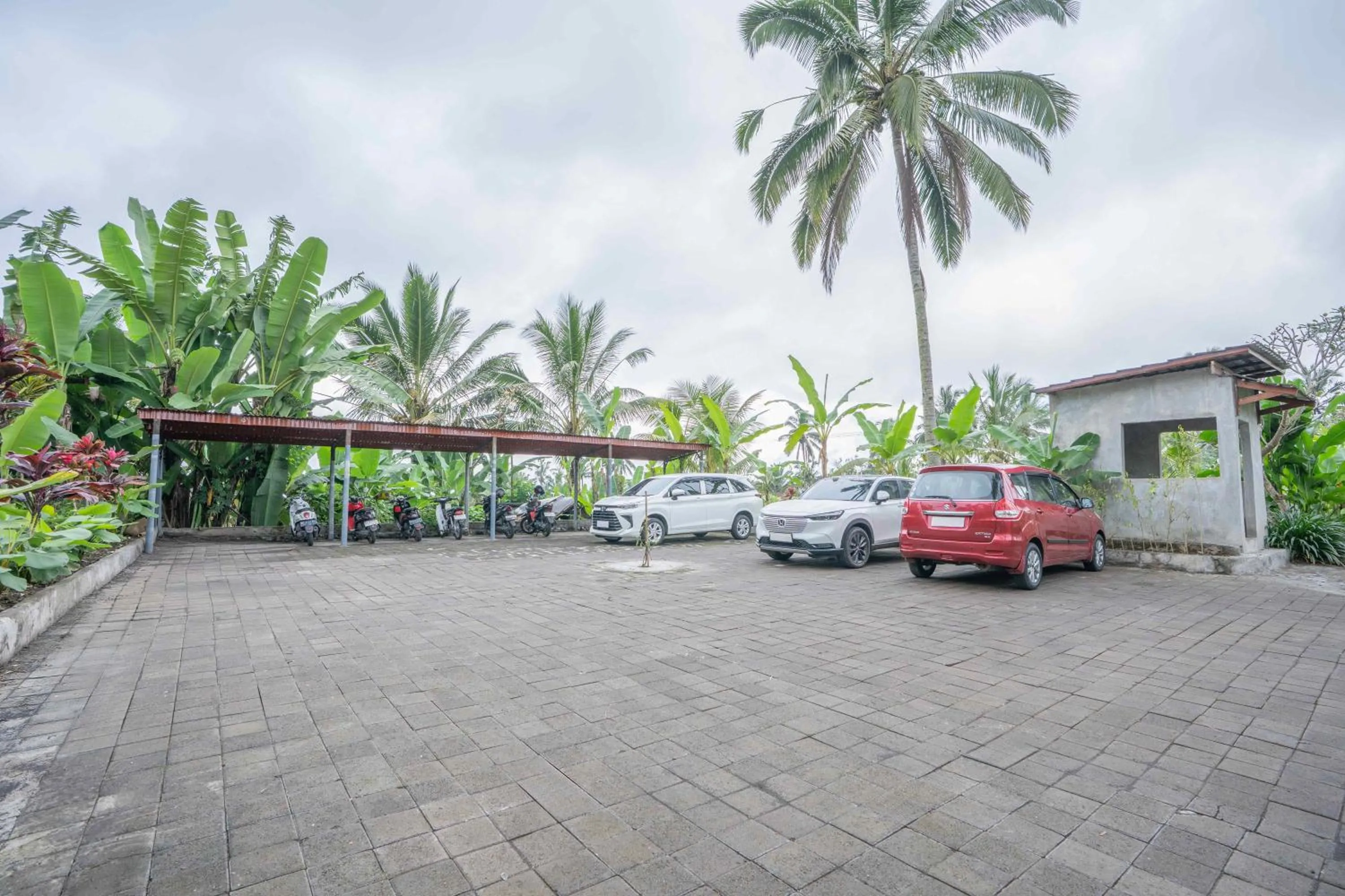 Parking in Awan Putih Resort