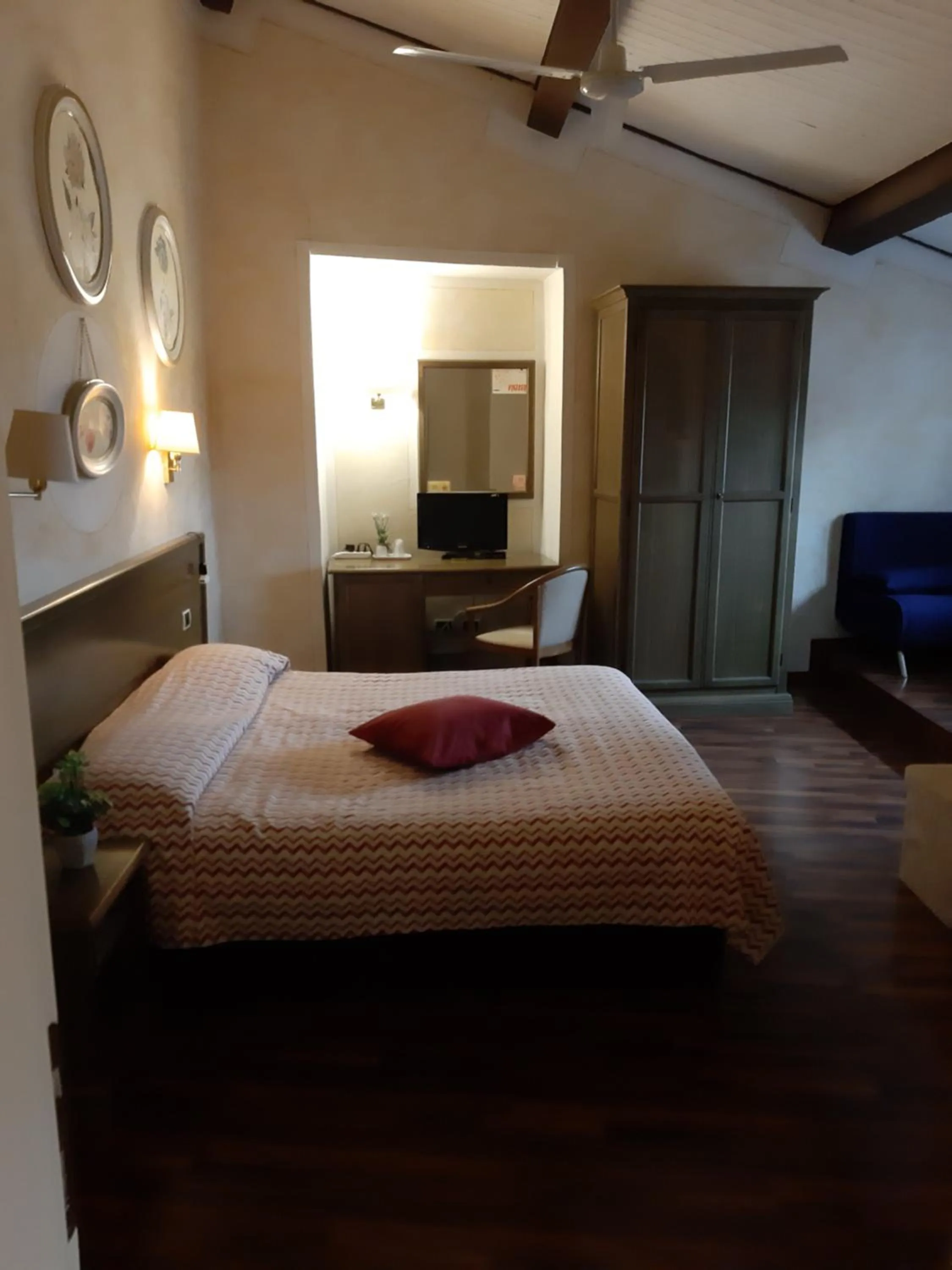 Bed in Hotel Borgo Antico
