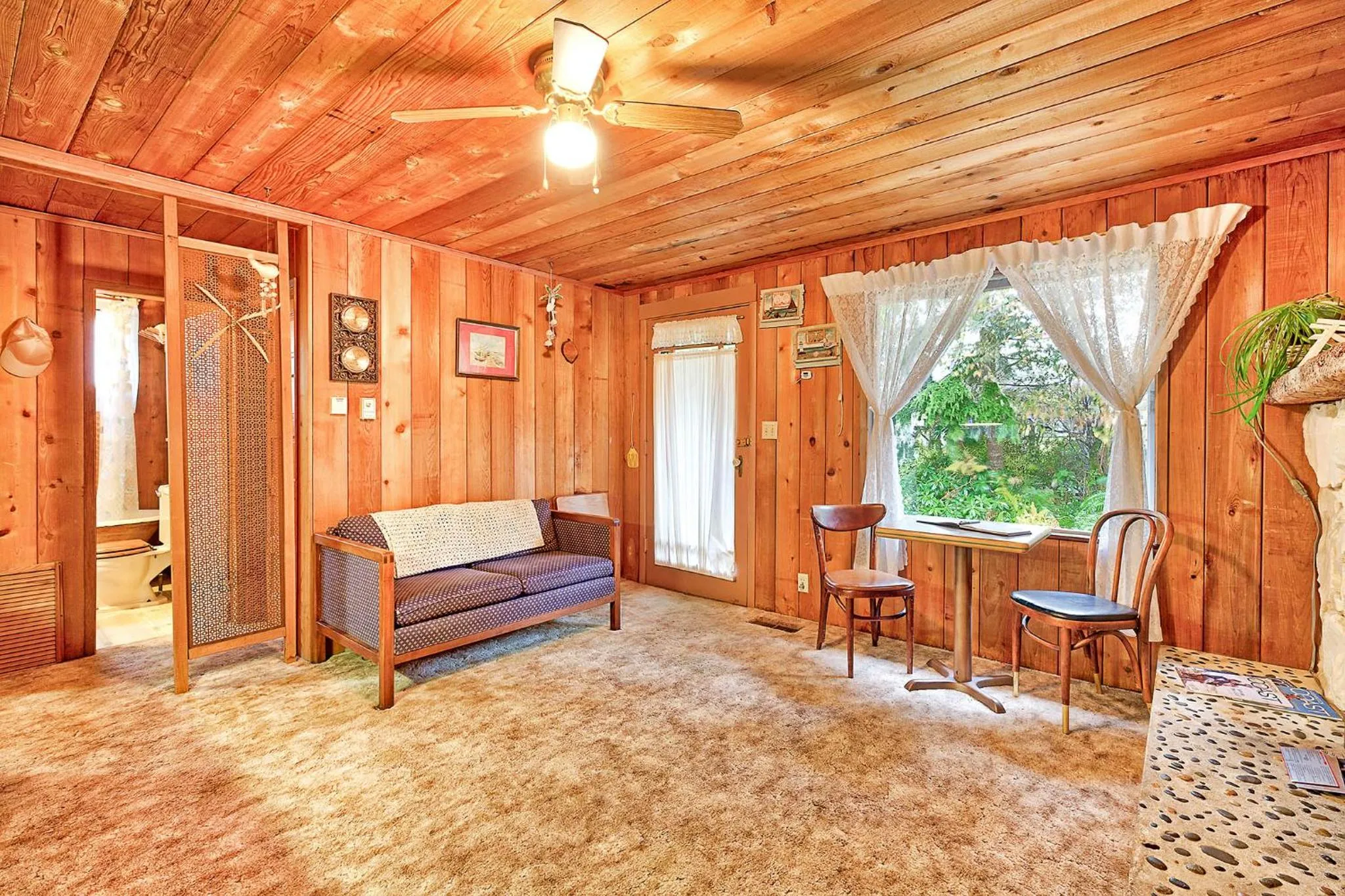 Living room in Crews Quarters