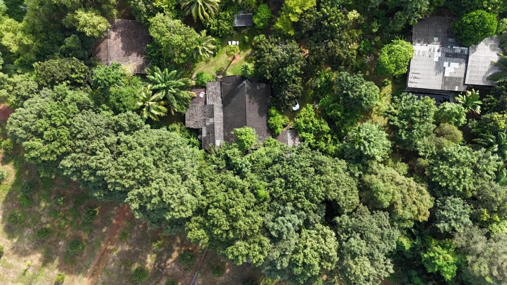 Baan Hotelier Resort