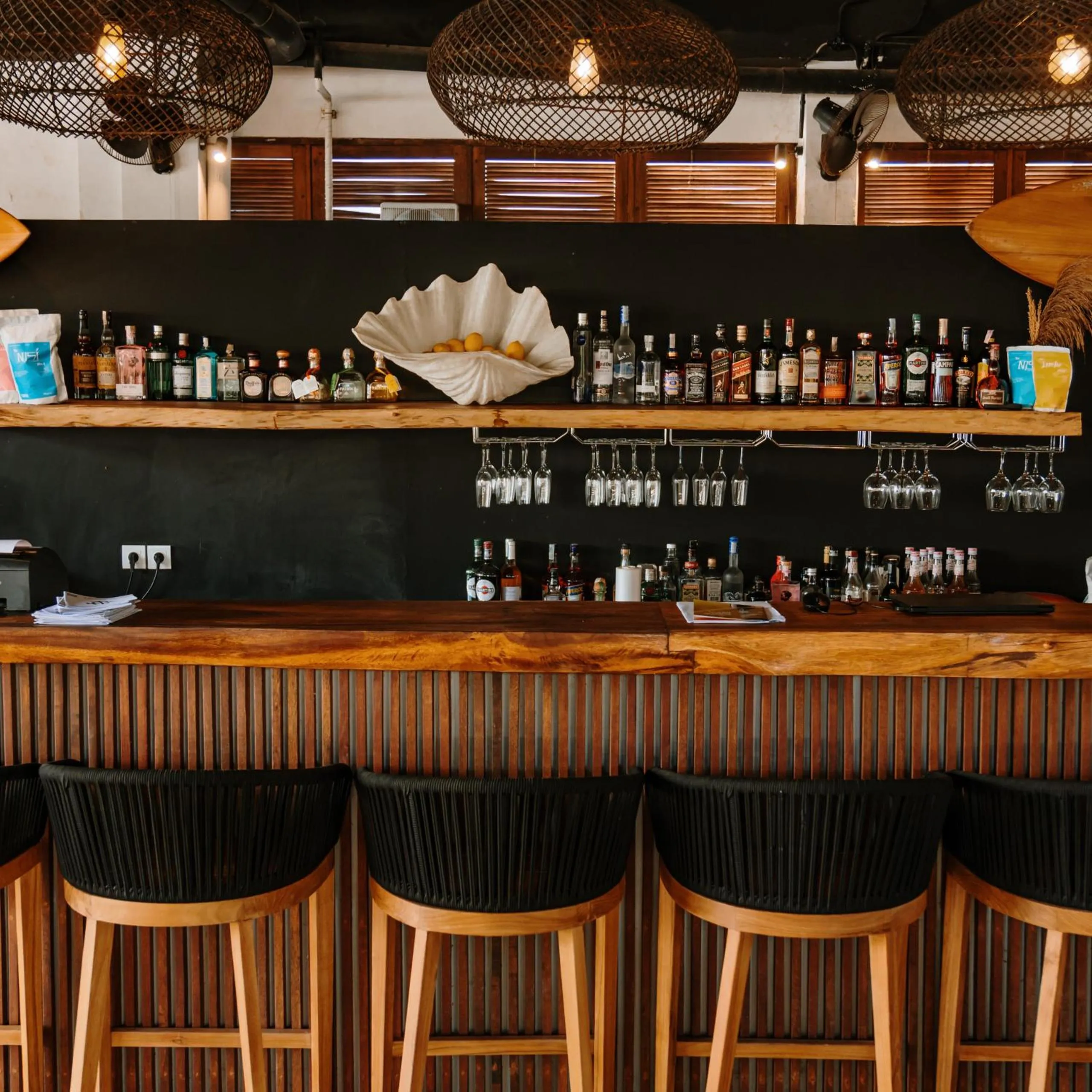 Ohana's Beachfront Resort & Beach Club