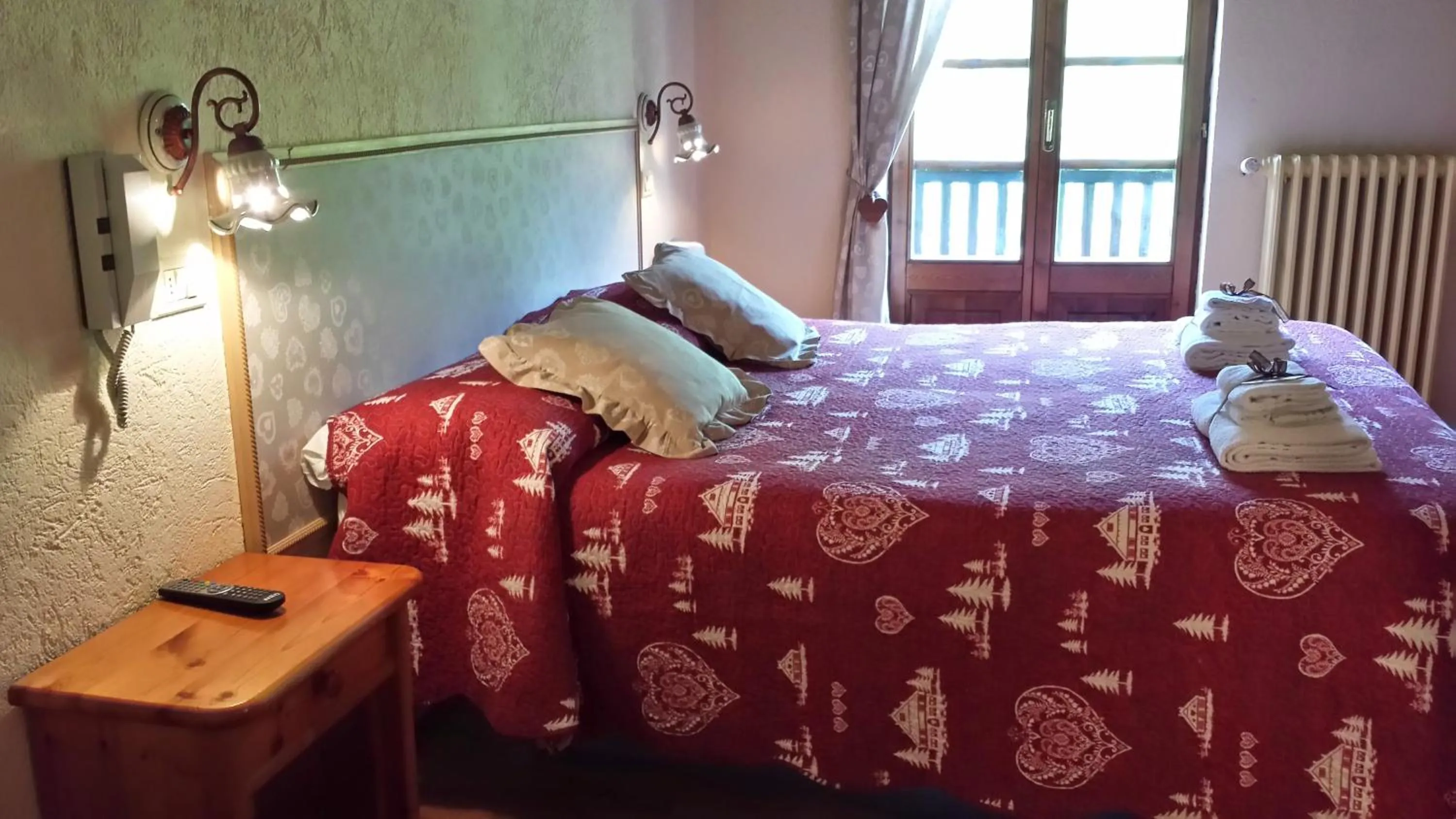 Bed in Hotel Locanda Belvedere