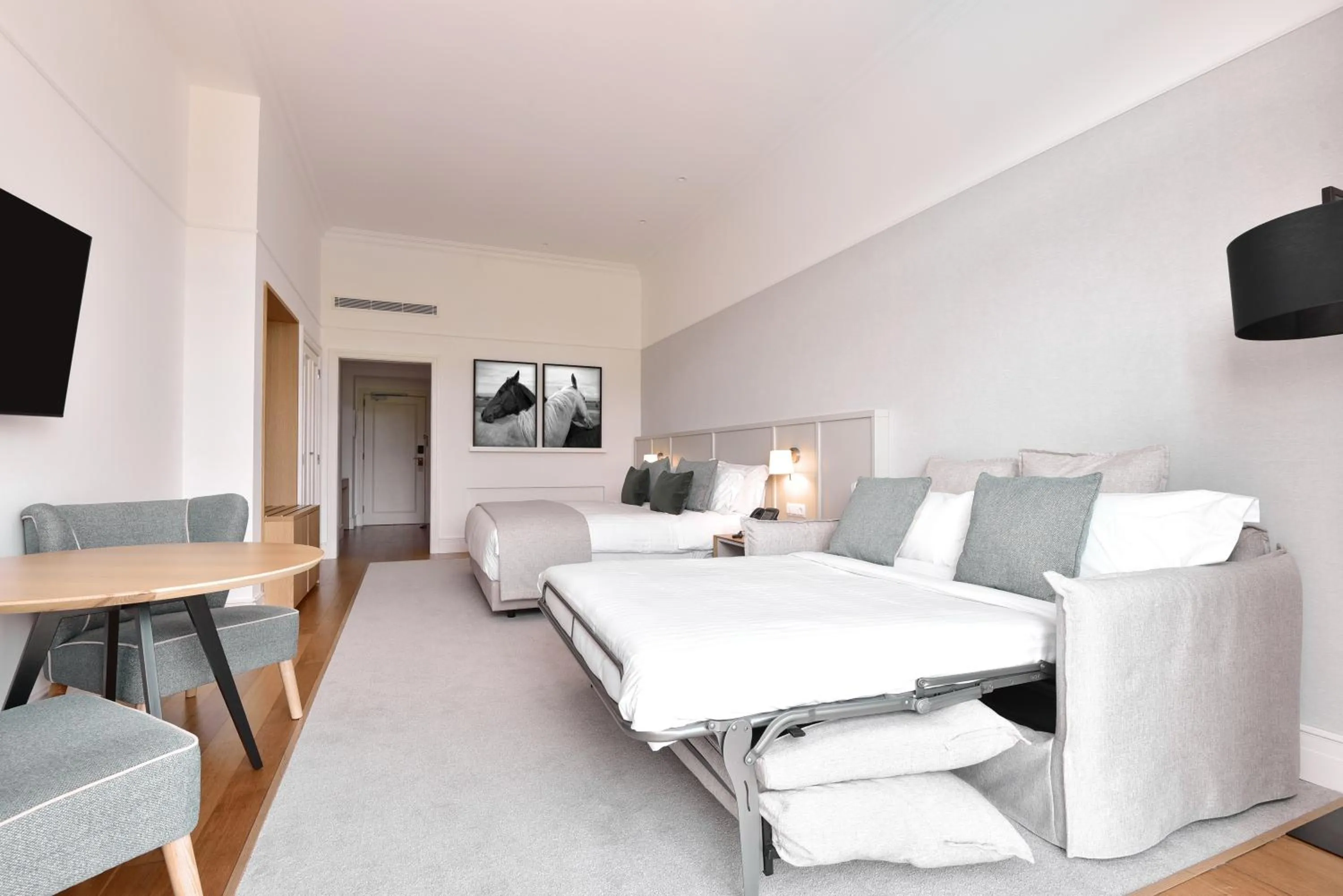 Bedroom, Bed in Dolce CampoReal Lisboa