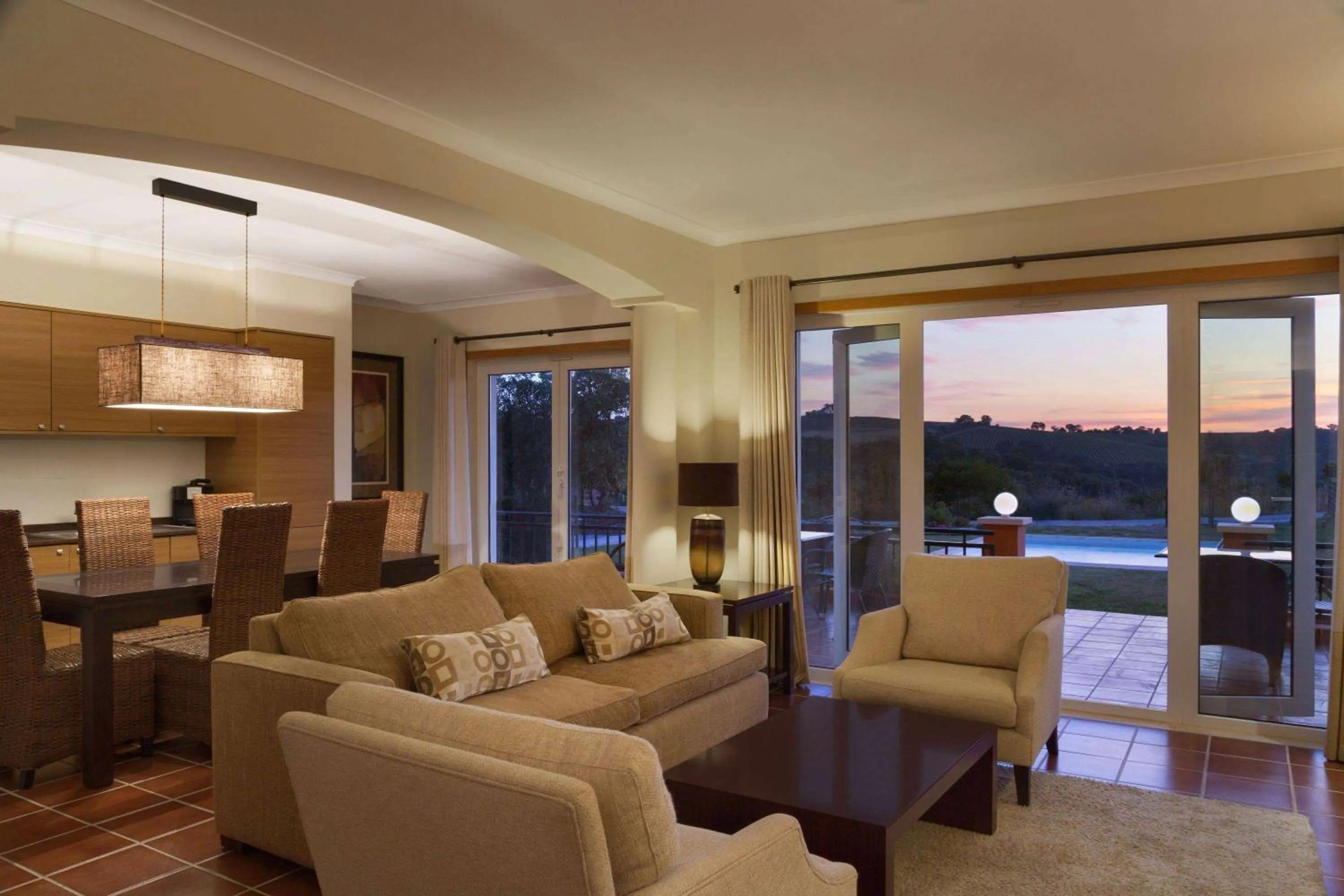 Photo of the whole room in Dolce CampoReal Lisboa