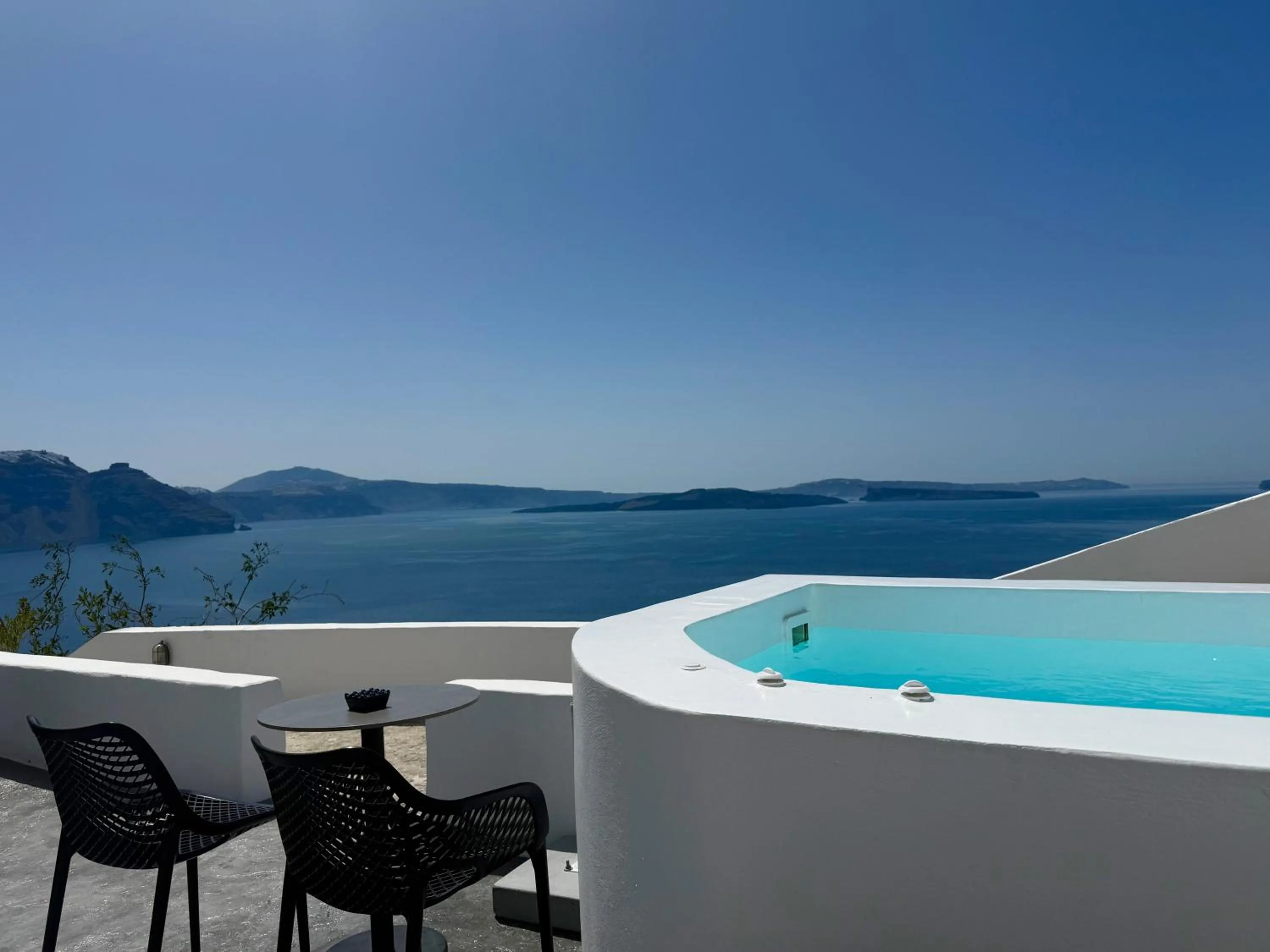 Mystic Luxury Villa with Sea View and Plunge Pool in White Pearl Villas