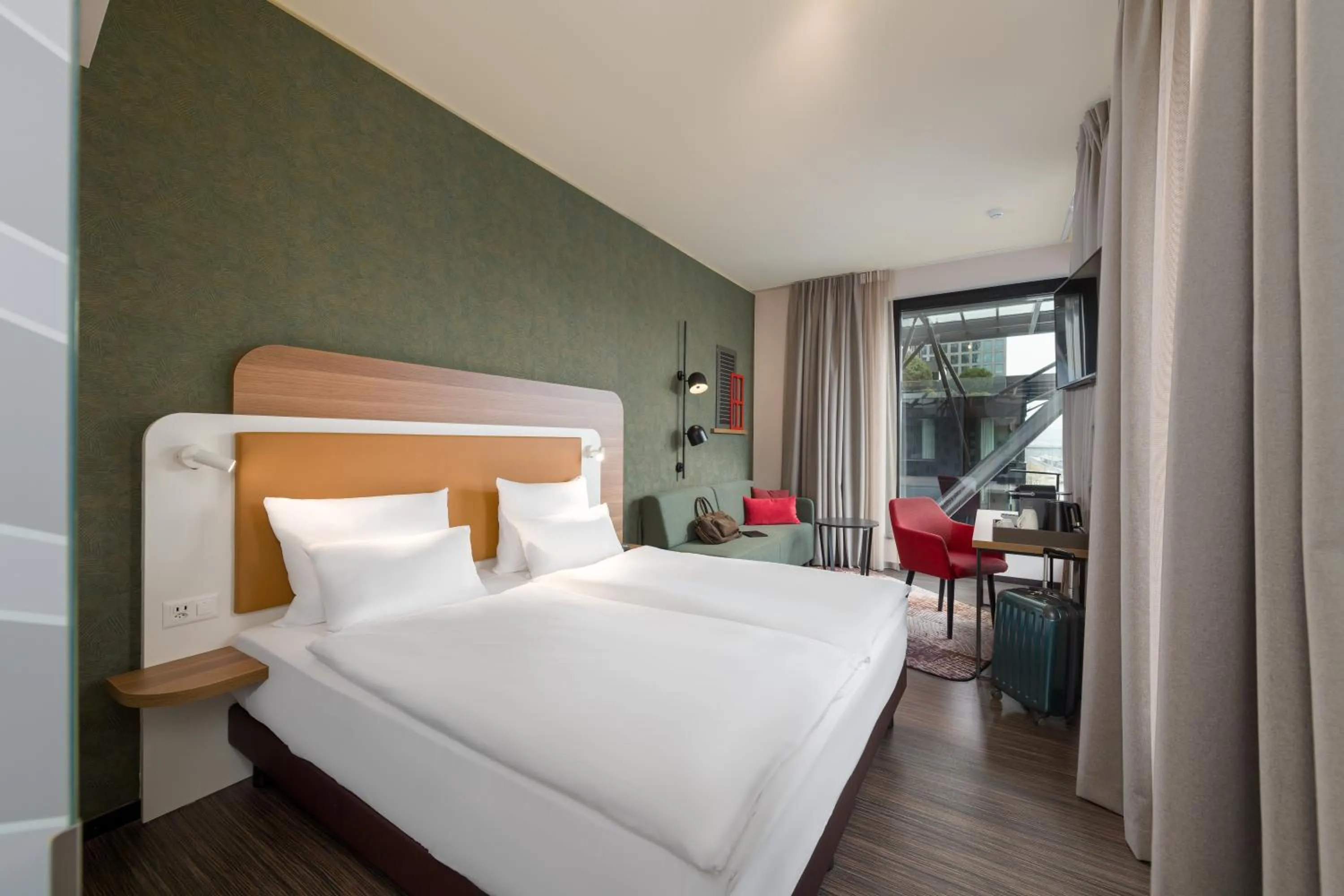 Bedroom, Bed in Mercure Zürich City