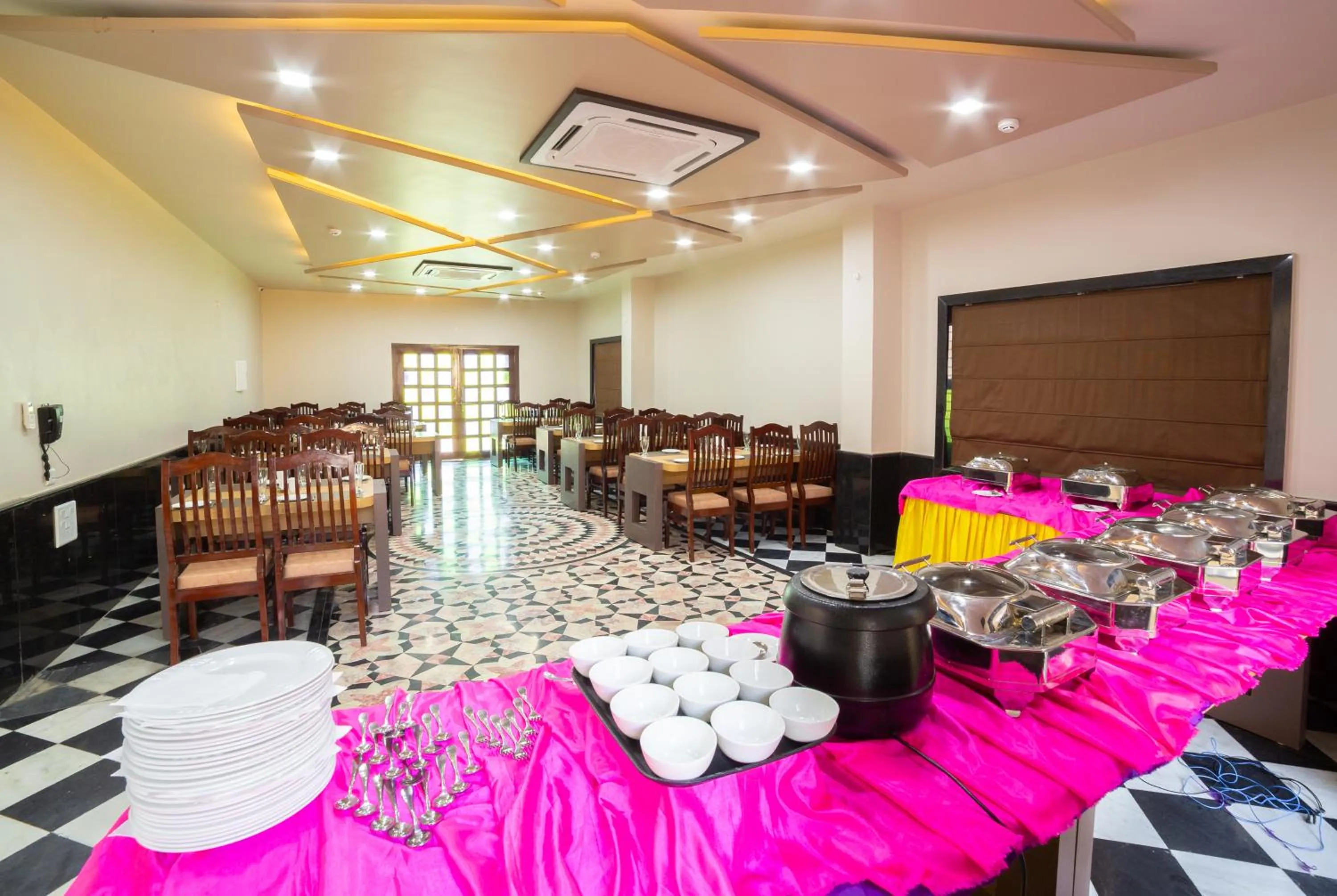 Restaurant/places to eat in Hotel Pushkar City Inn