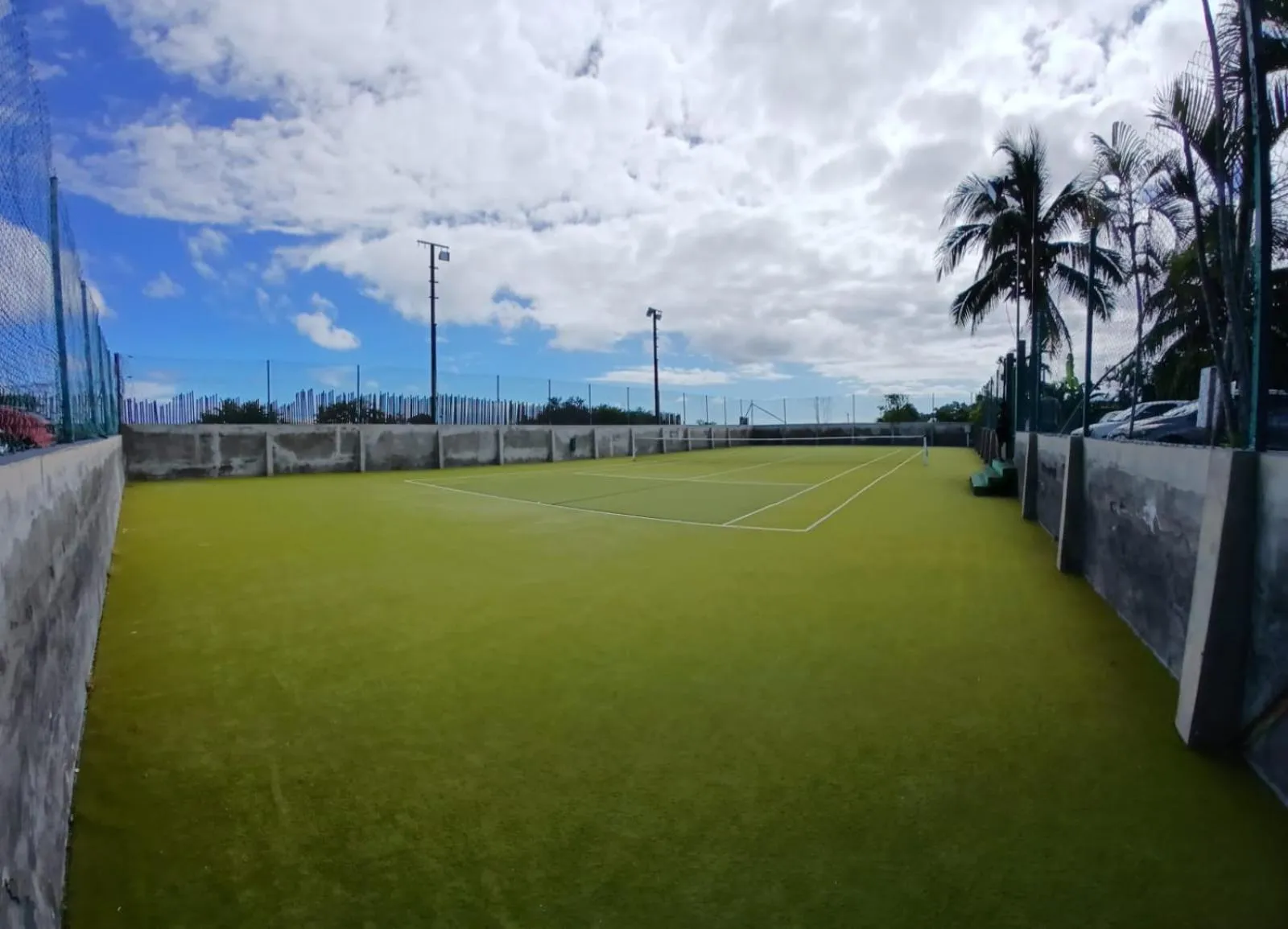 Tennis court in Résidence l'Archipel
