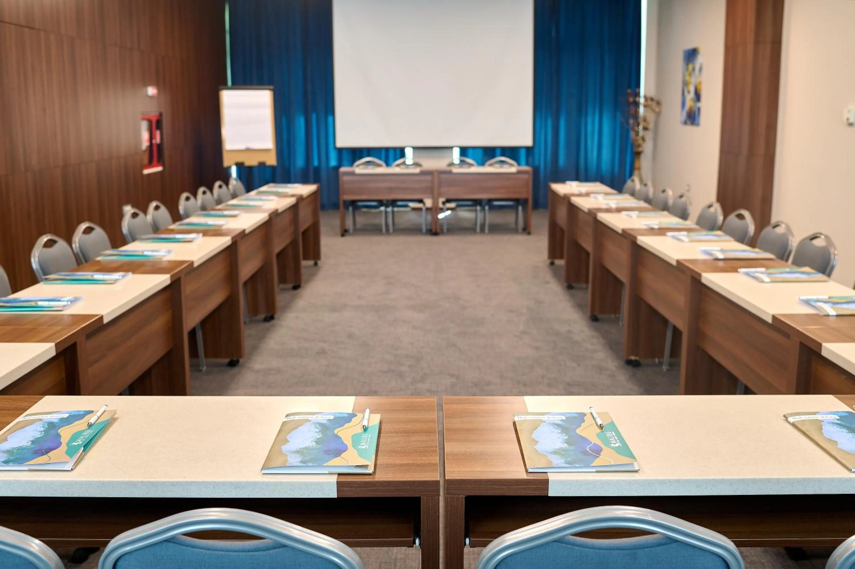Business facilities in Hotel Malibu