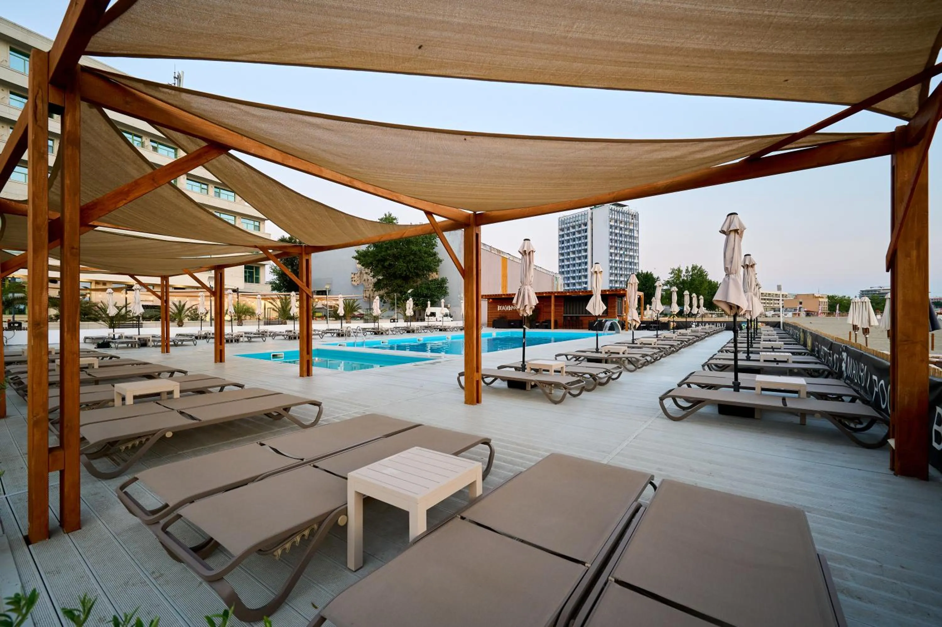 Swimming pool in Hotel Malibu