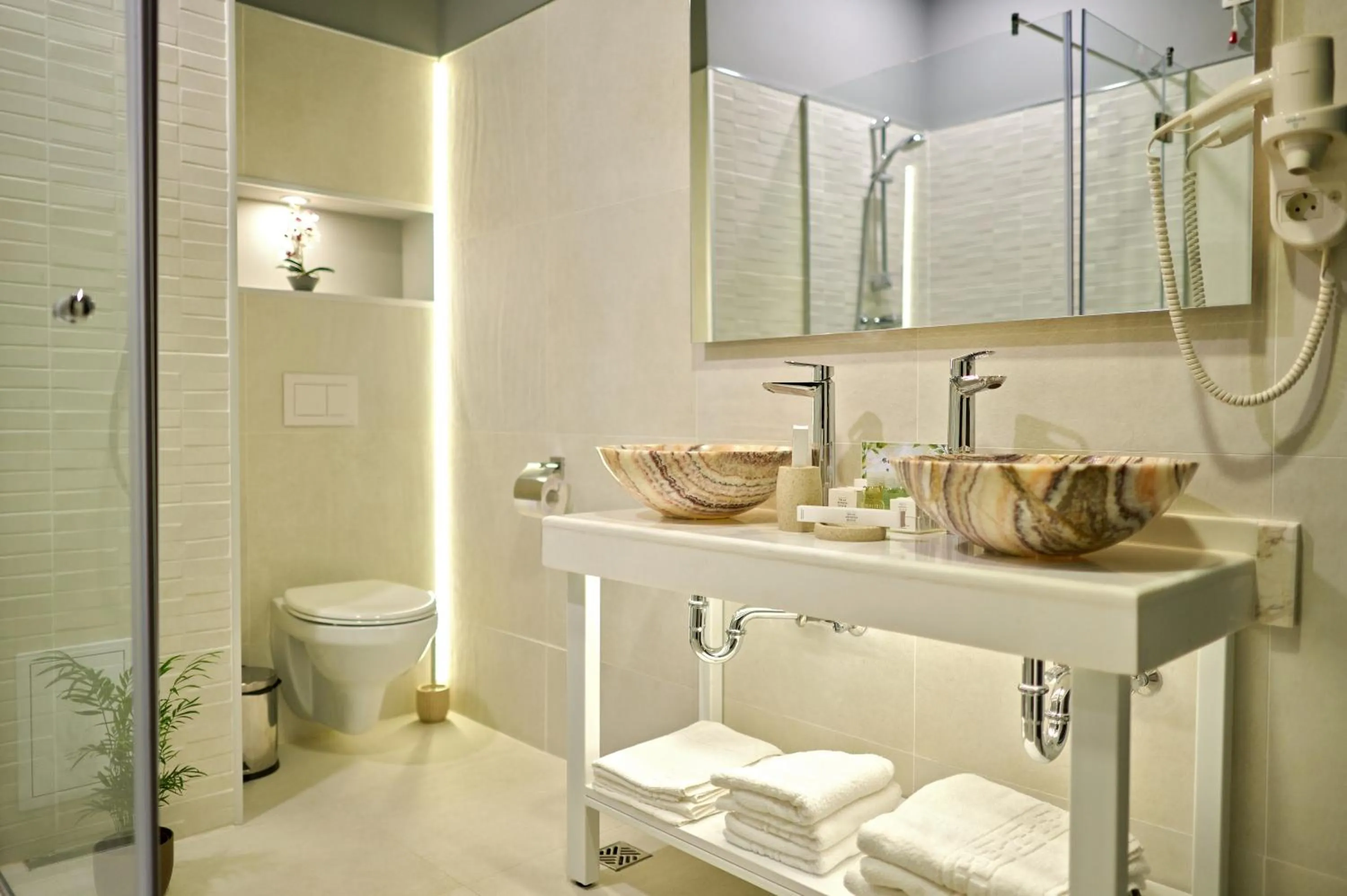 Bathroom in Hotel Malibu