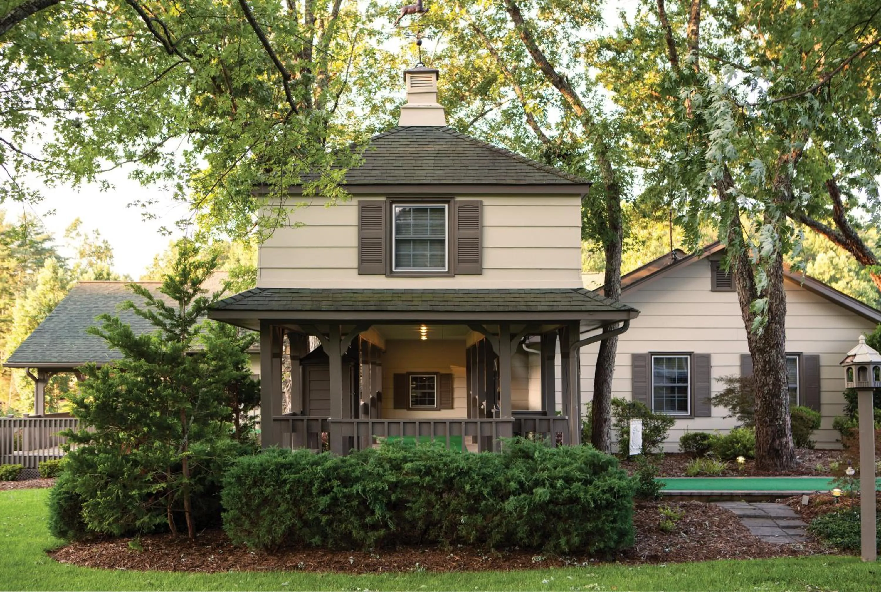 Decorative detail in Club Wyndham Resort at Fairfield Mountains