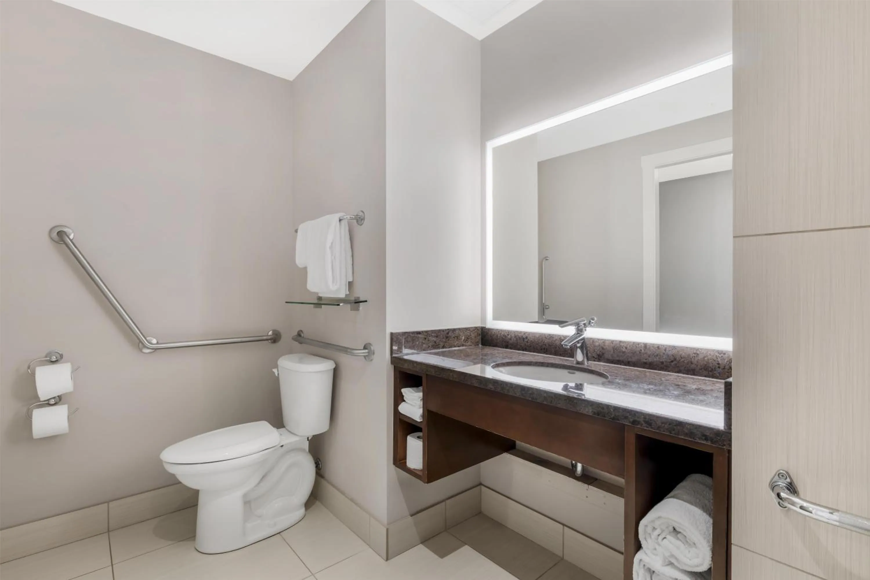 Bathroom in Best Western Plus Revelstoke