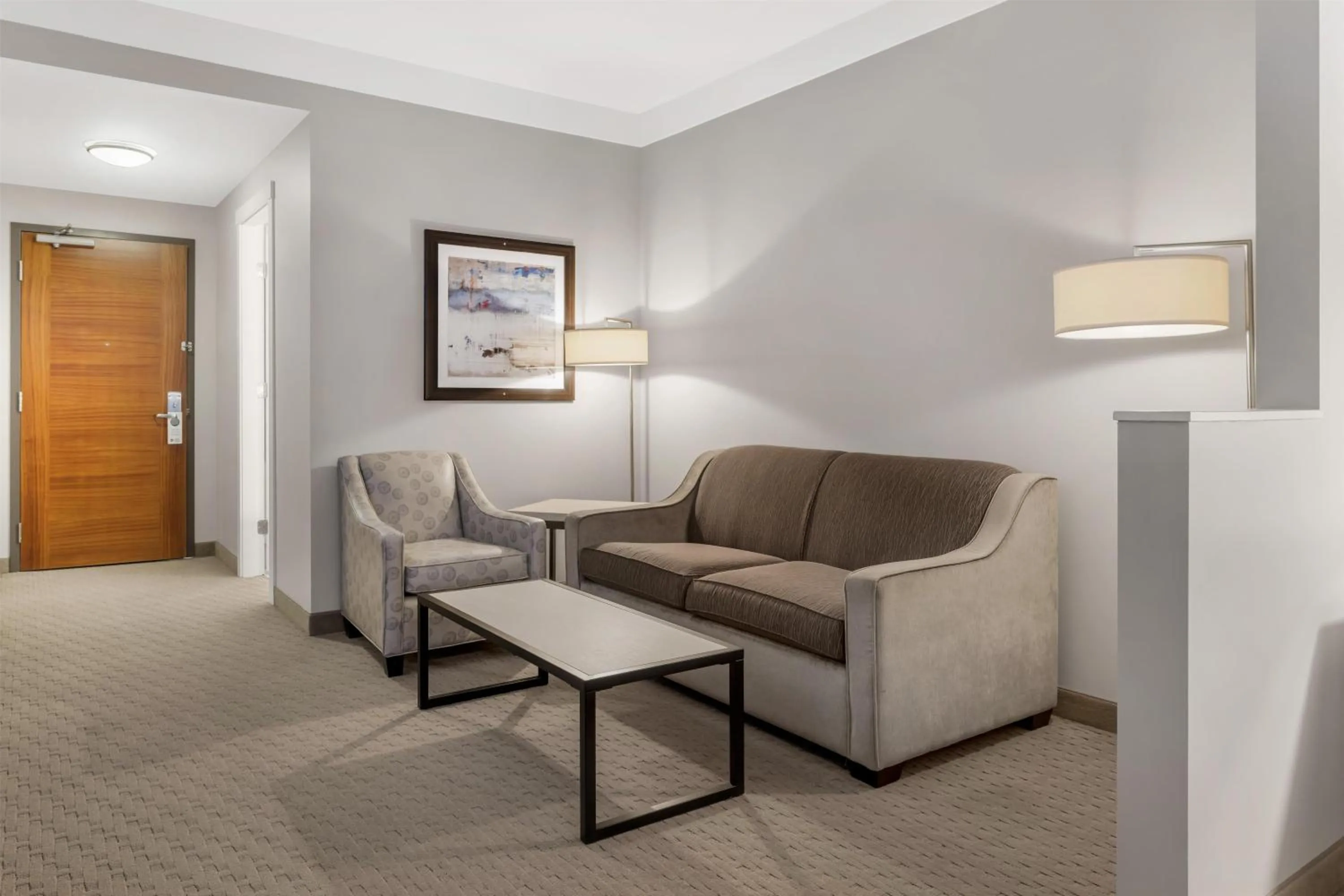 Photo of the whole room in Best Western Plus Revelstoke