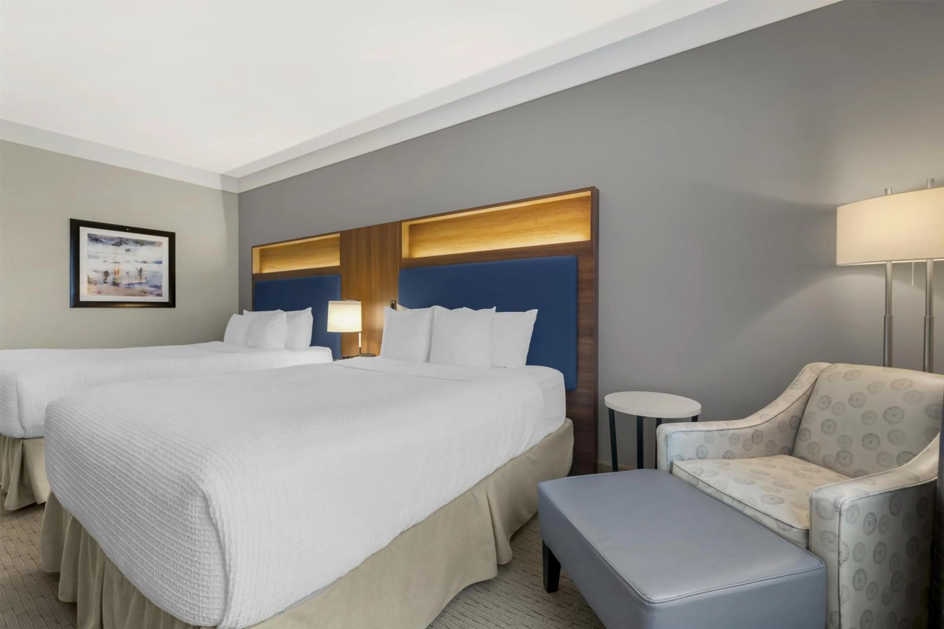 Bedroom, Bed in Best Western Plus Revelstoke