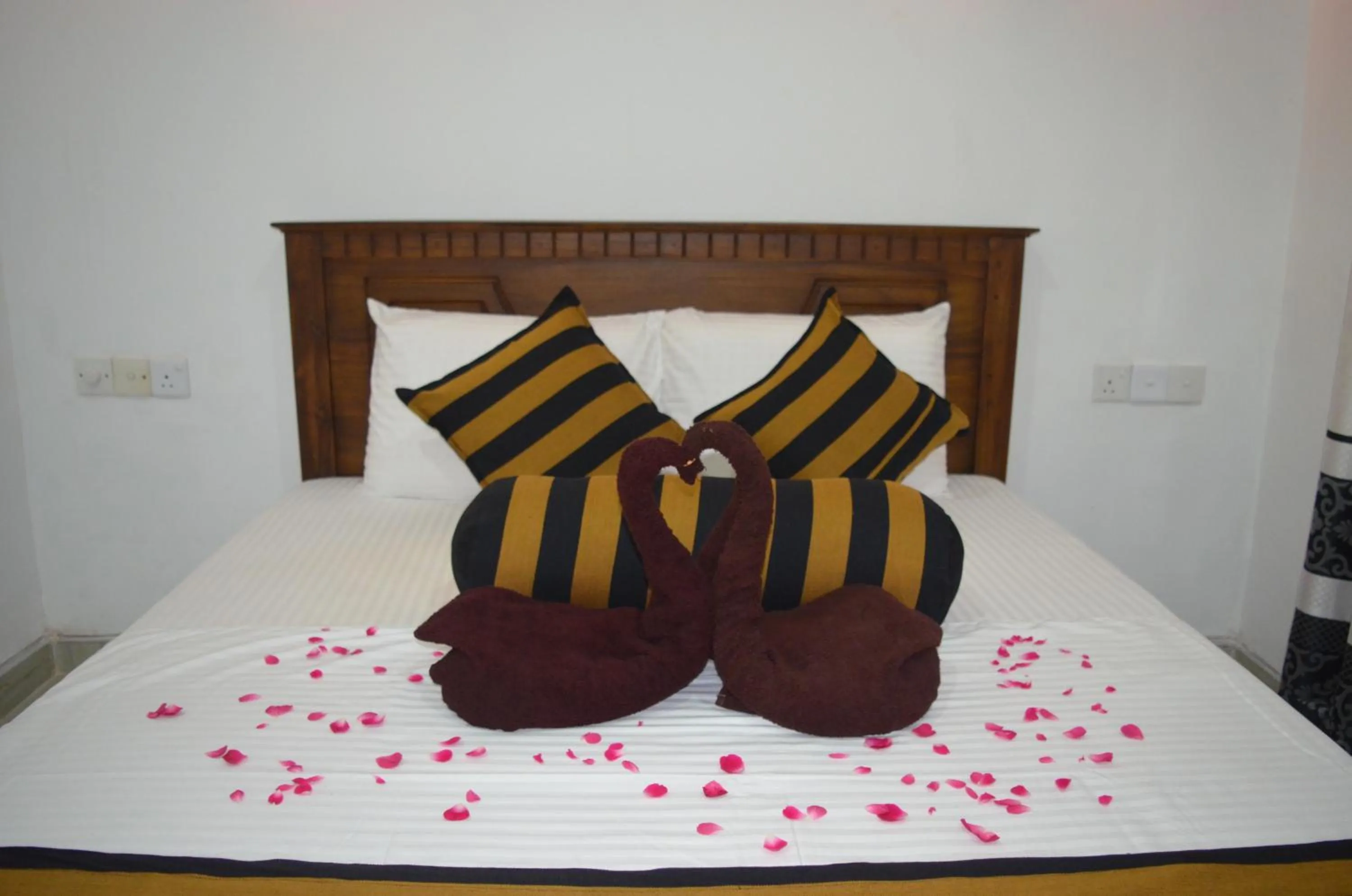 Bed in Green Garden Resort