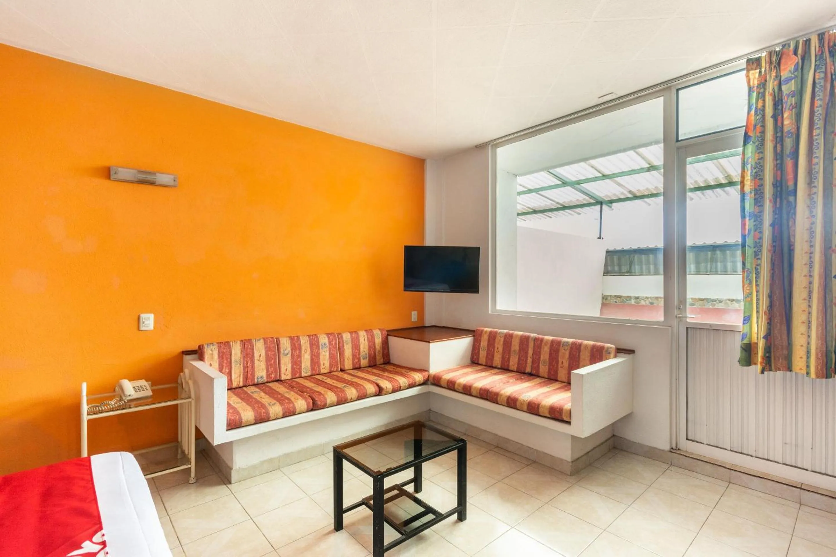 Bedroom in OYO Hotel Casa Blanca