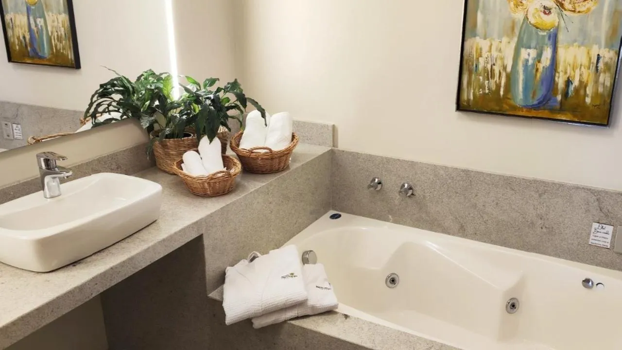 Bathroom in Novo Hamburgo Business Hotel