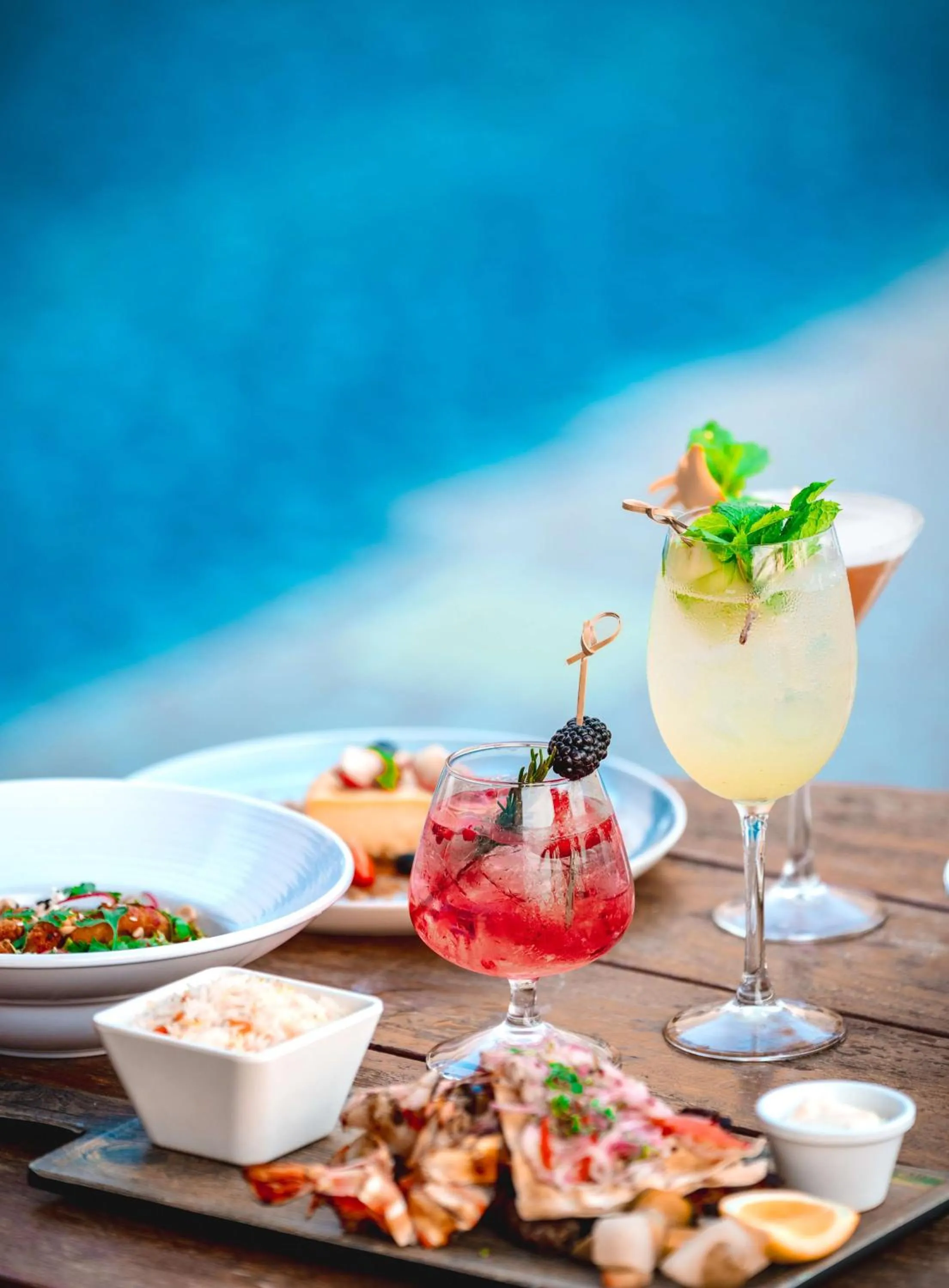 Restaurant/places to eat in DoubleTree by Hilton Dubai Al Jadaf