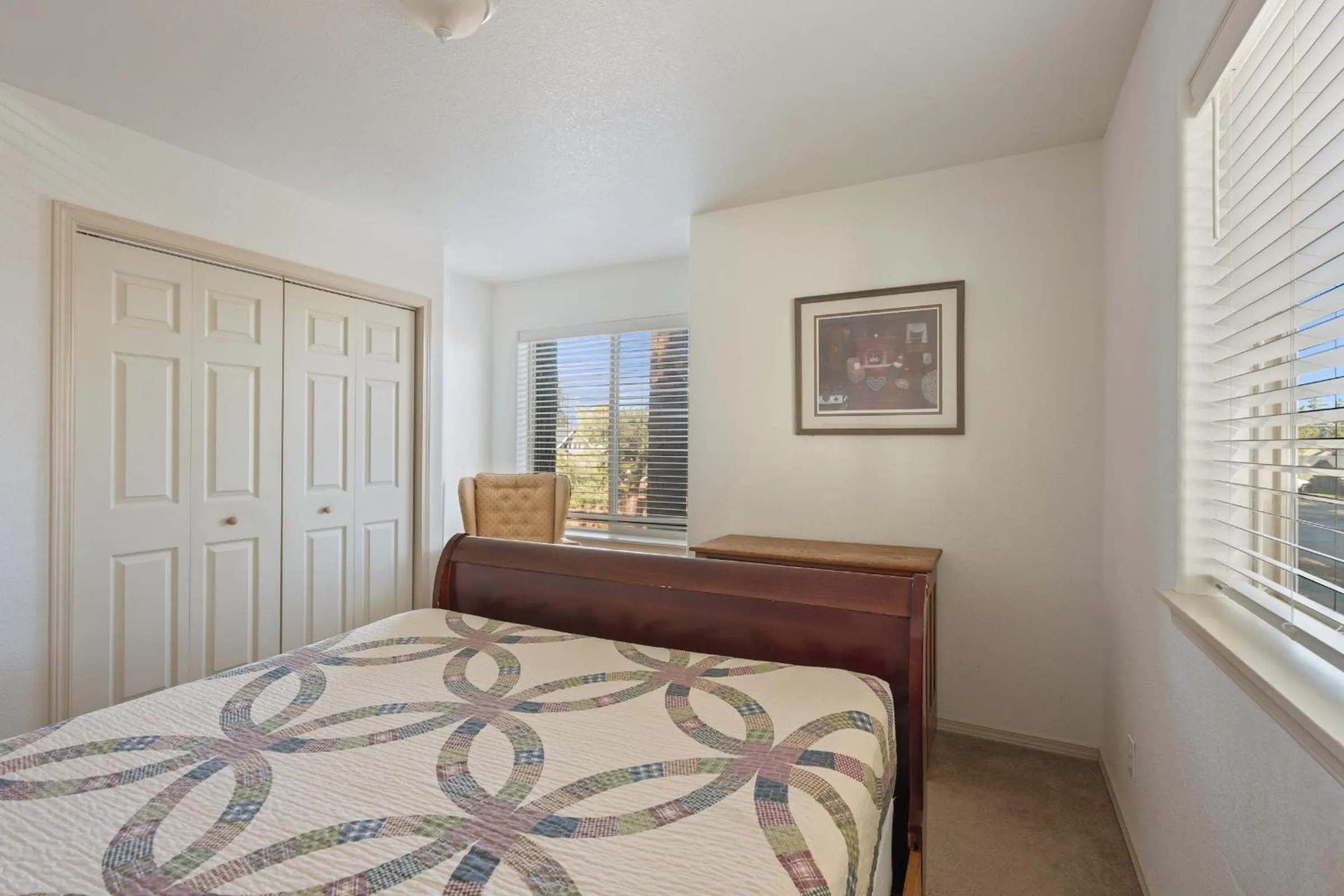 Bed in Timber Creek Escape