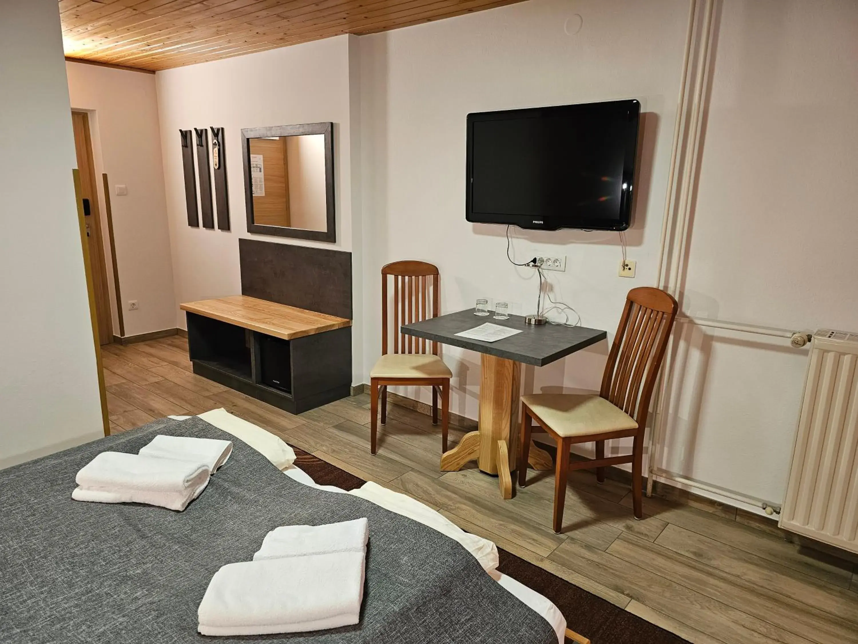 Double Room with Balcony and Mountain View - single occupancy in Hotel Gasperin Bohinj Double Room with Balcony and Mountain View - single occupancy in Hotel Gasperin Bohinj