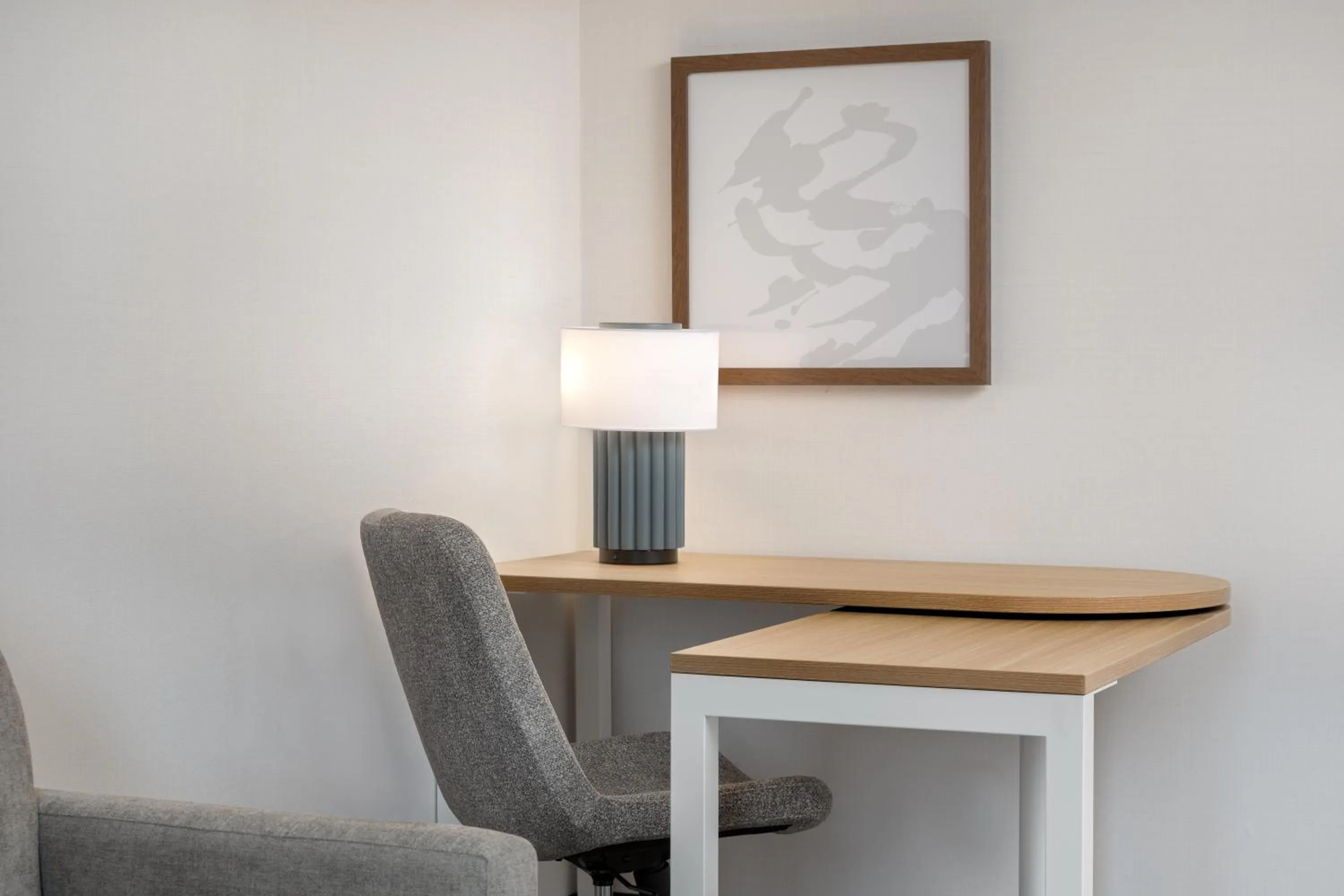 Seating area in Spark By Hilton Woodstock