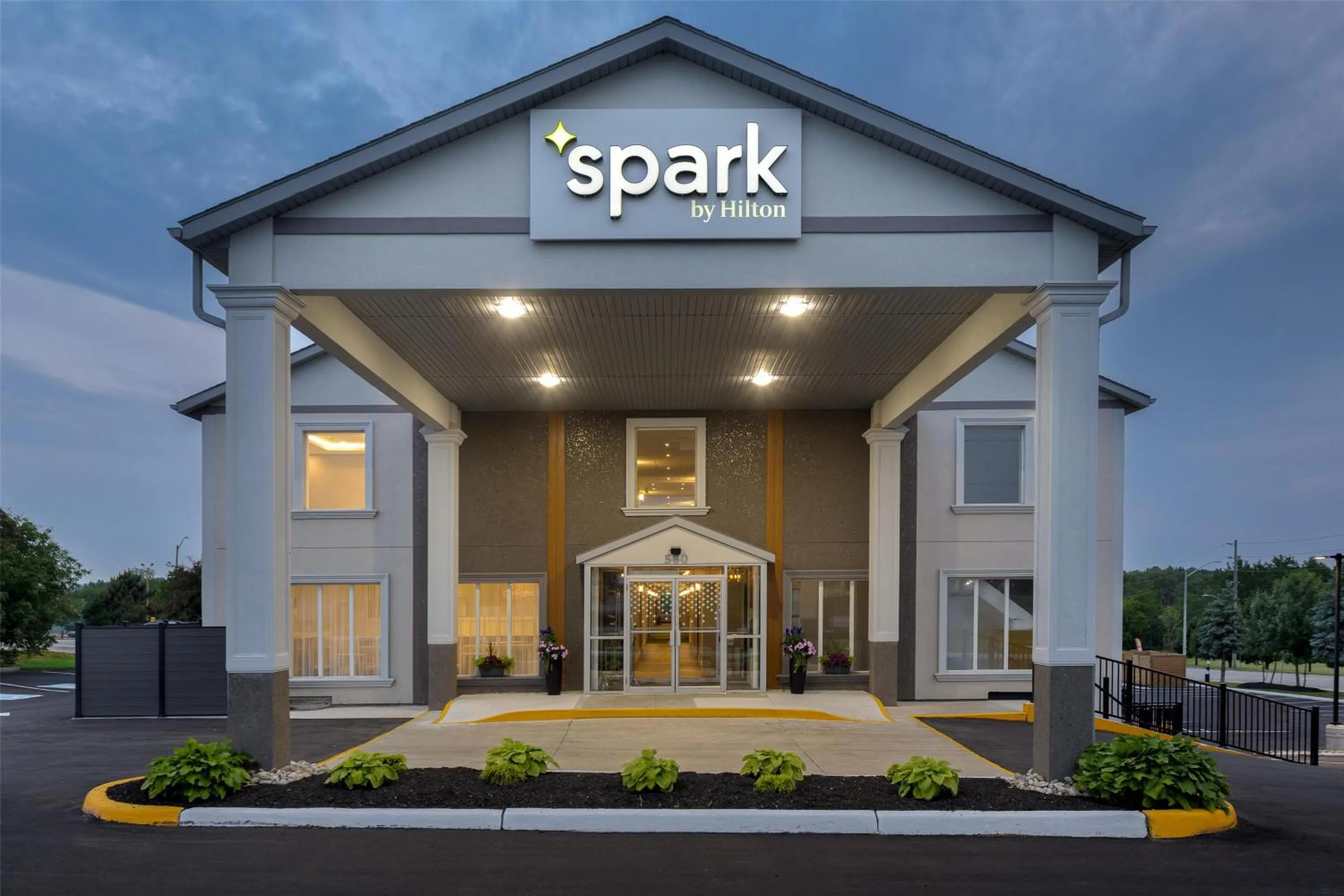 Property building in Spark By Hilton Woodstock